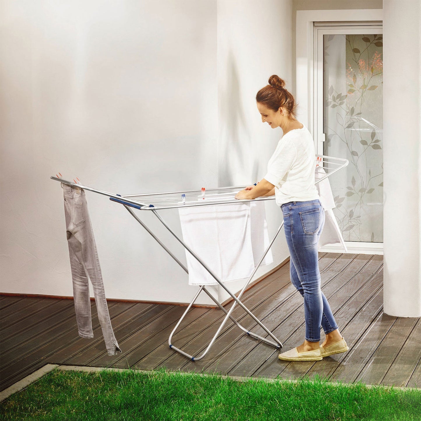 Leifheit Siena 180 Classic Lightweight Foldable Clothes Drying Rack, Silver