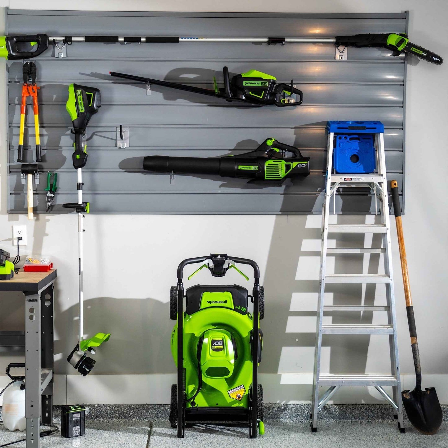 Greenworks 80V 12" Cordless Brushless Snow Shovel with 2.0 Ah Battery 2600602