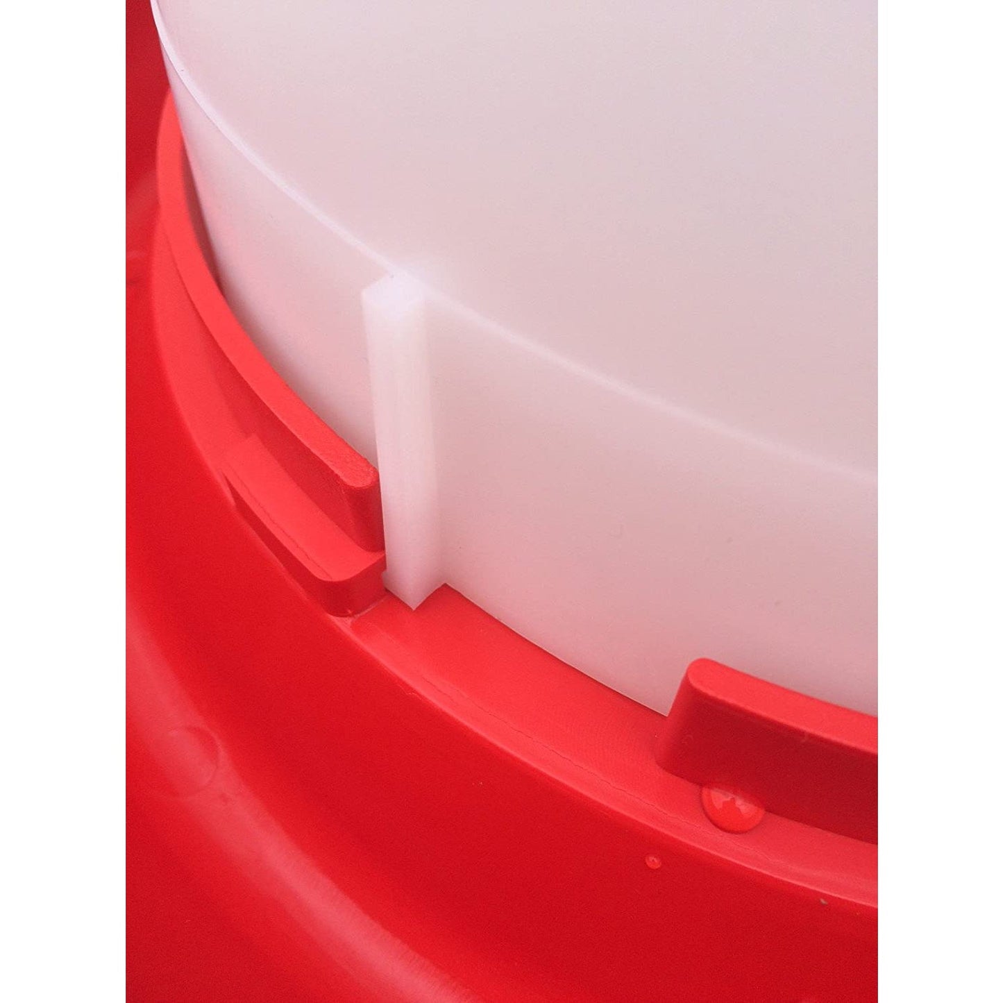 Farm Innovators Heated Plastic Hanging Poultry Water Fountain, Red (4 Pack)