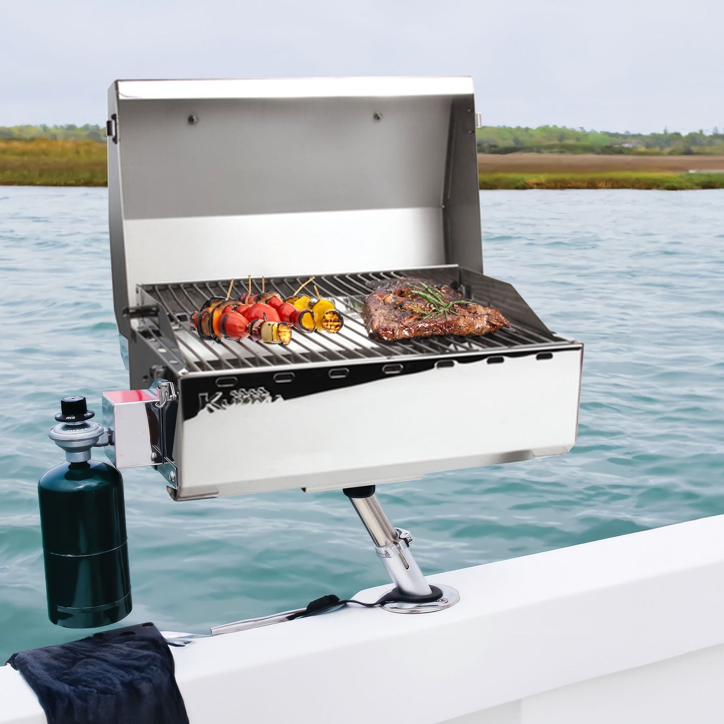 Kuuma Stow N' Go 125 Gas Grill