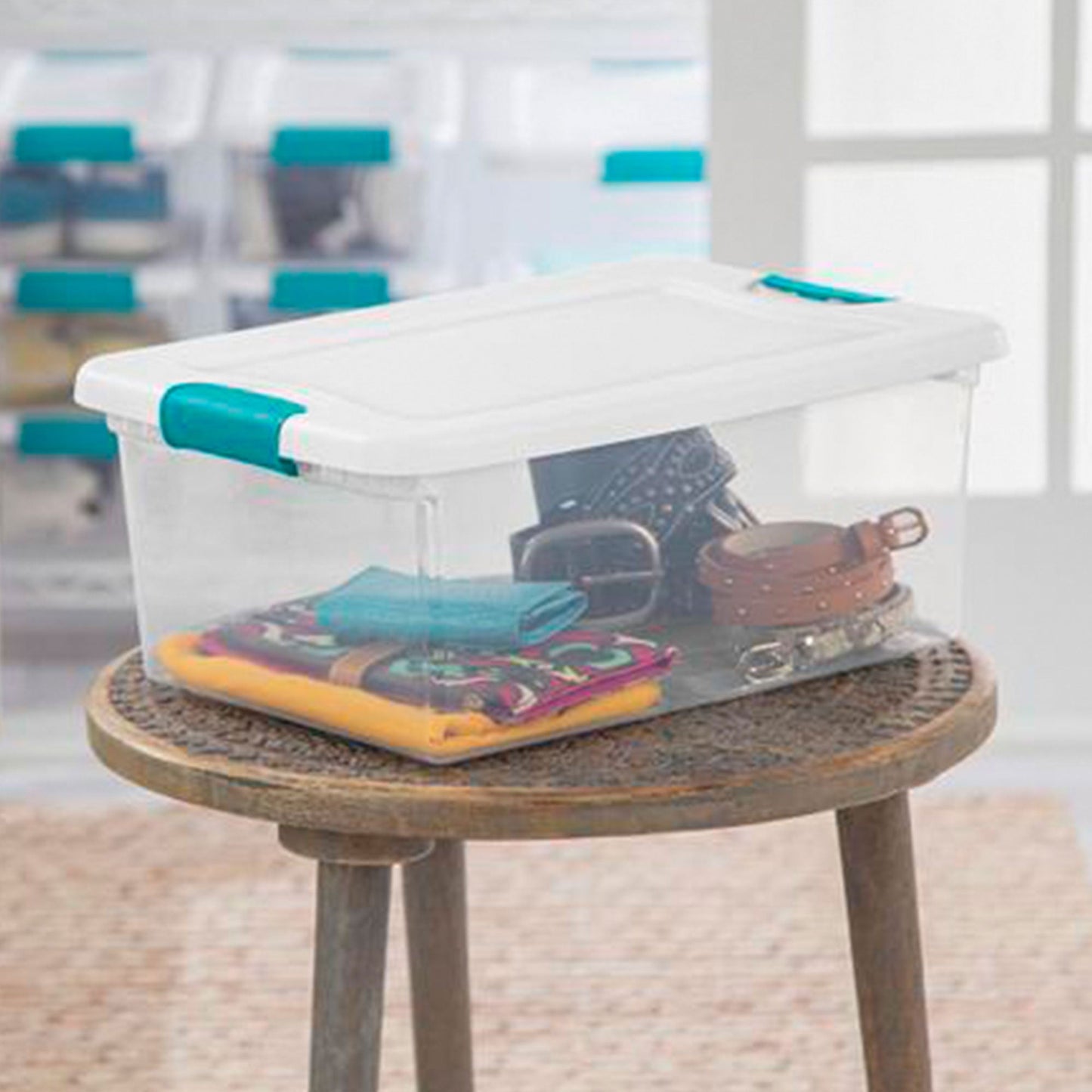 Sterilite 6 Sets of 32 Quart Latch Lid Tote & 12 Sets of 15 Quart Latch Lid Tote