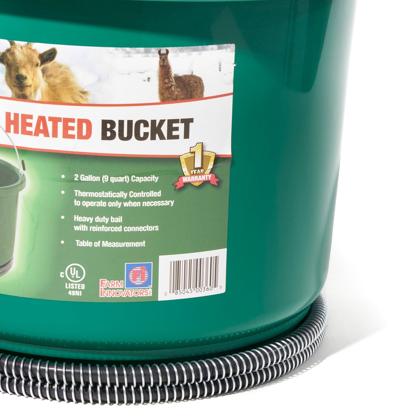 Farm Innovators Model HB-60 Oversized 2 Gallon Plastic Heated Bucket, 60 Watt