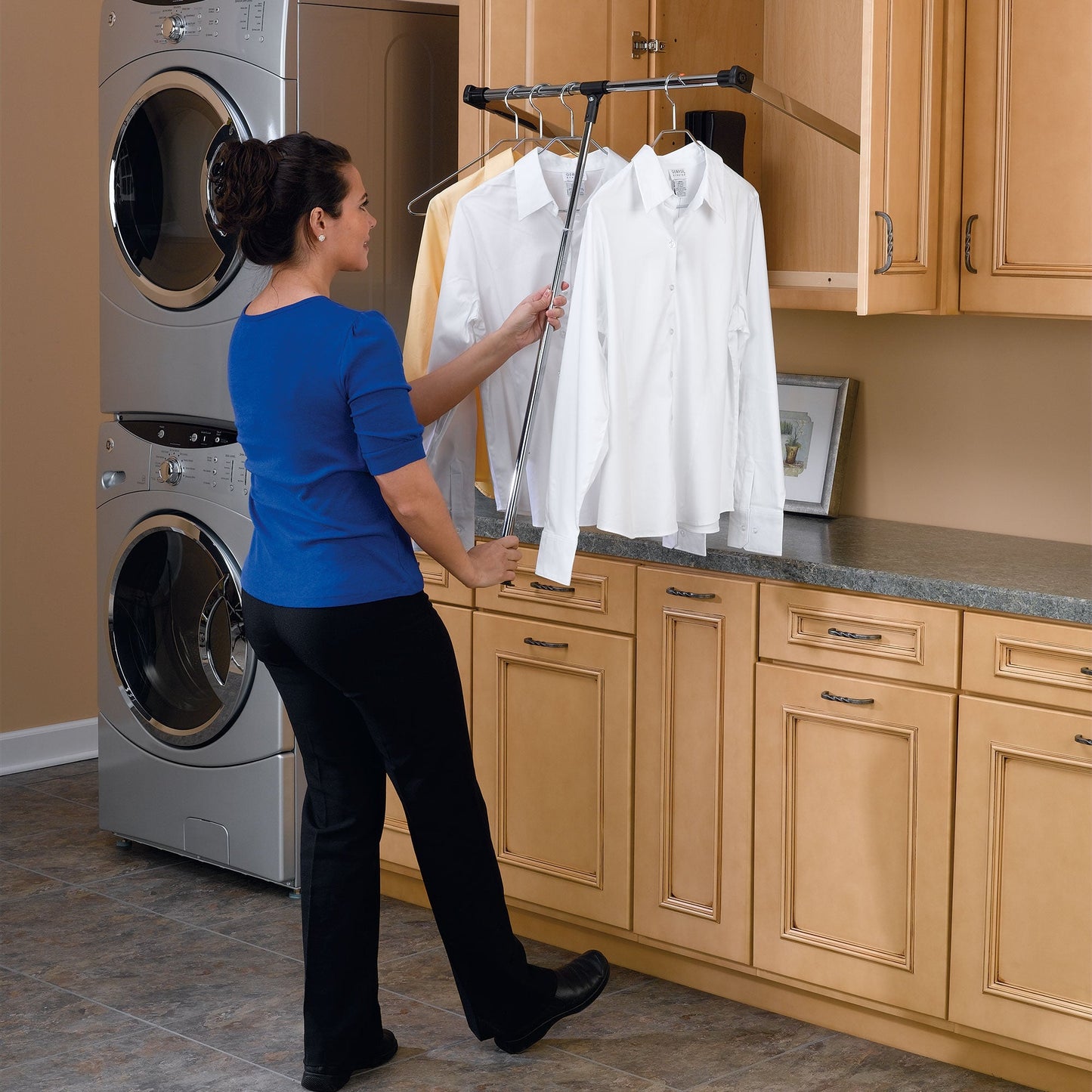 Rev-A-Shelf 21.5" - 26" Adjustable Pulldown Closet Rod, Chrome, CPDR-1826