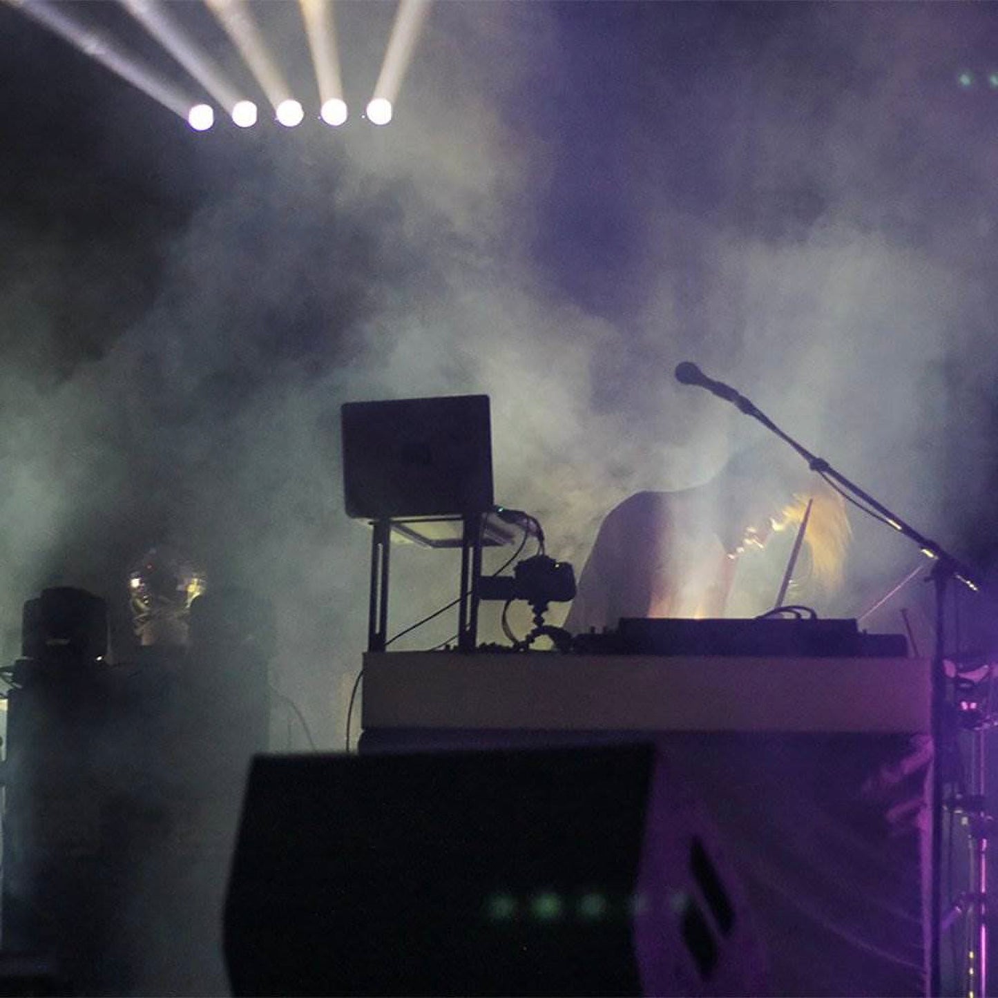 CHAUVET DJ Hurricane HFG Water Based Smoke Fog Haze Machine Fluid, 1 Gallon