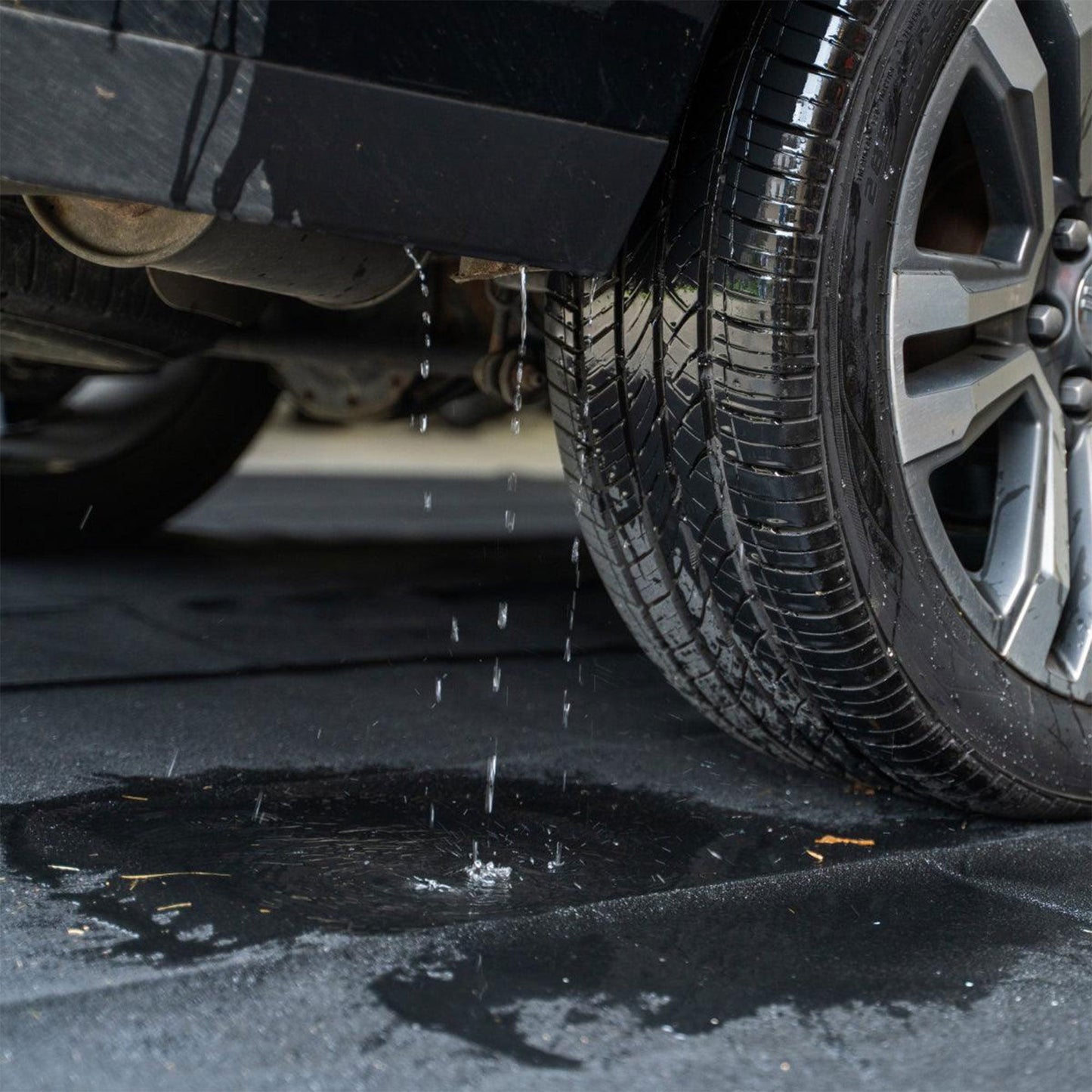 AutoFloorGuard AFG8020 20 Foot x 7.3 Foot Large Size Garage Carpet Mat, Black