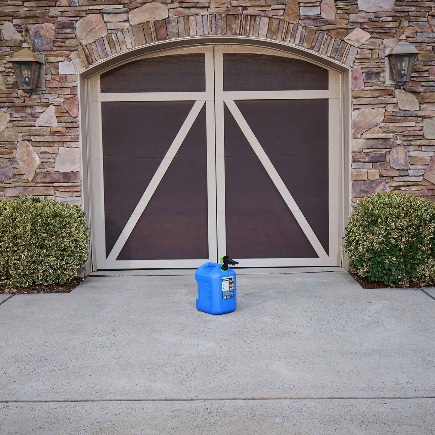 Scepter SmartControl Dual Handle Kerosene Can Container Jug, 5 Gal/18.9L, Blue