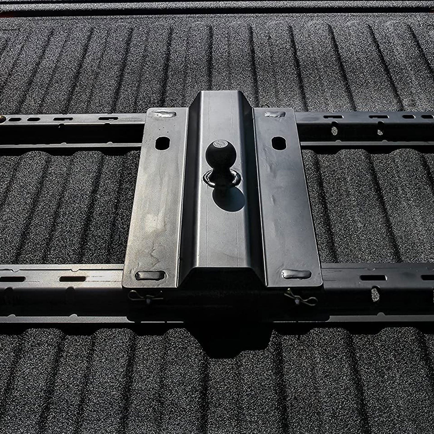 Camco EazLift Universal Fit Gooseneck Ball Plate for In-Bed 5th Wheel Rails - Find Fresh Goods