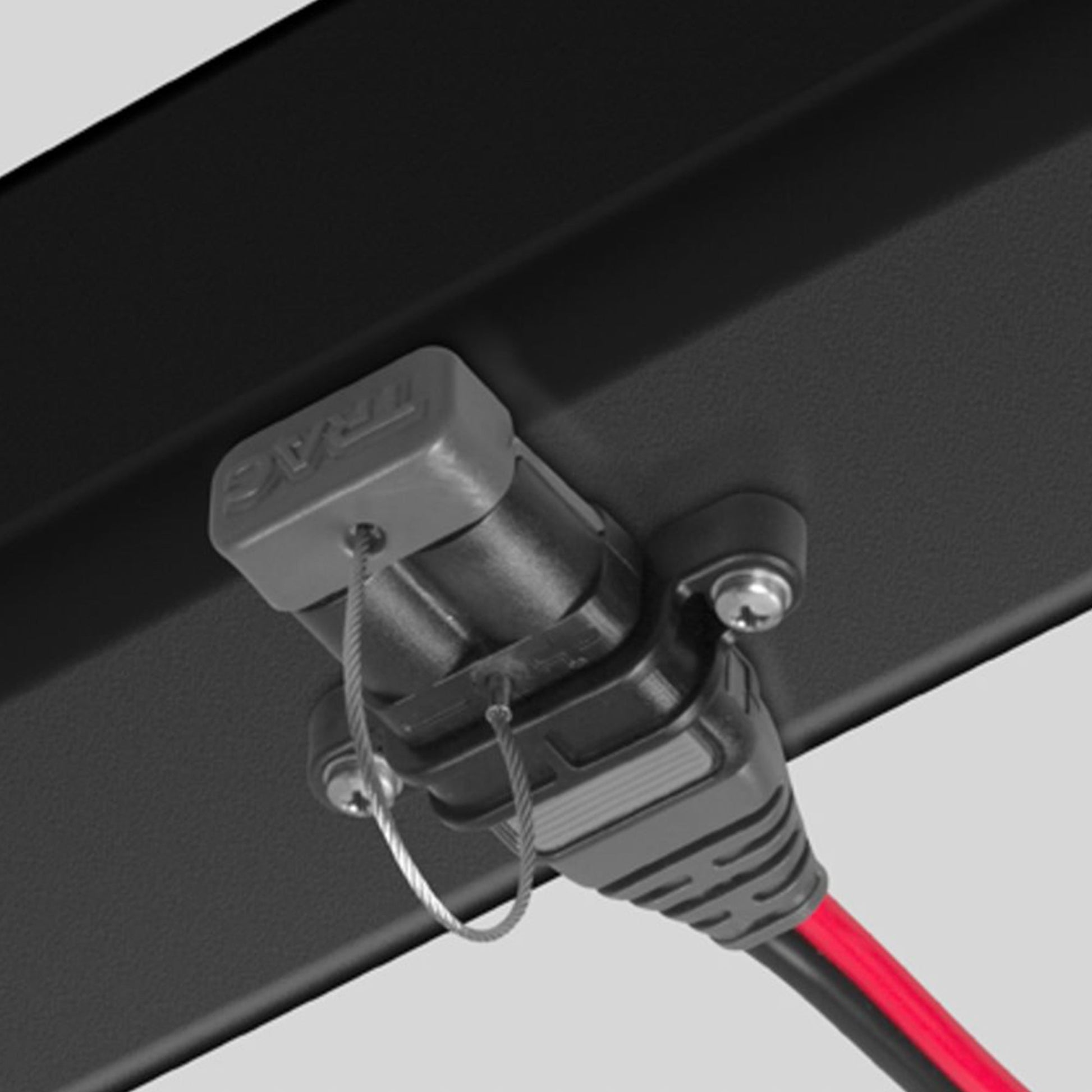 Trac High Current 12V Power Outdoors Vehicle Wiring Kit w/Quick Connect System - Find Fresh Goods