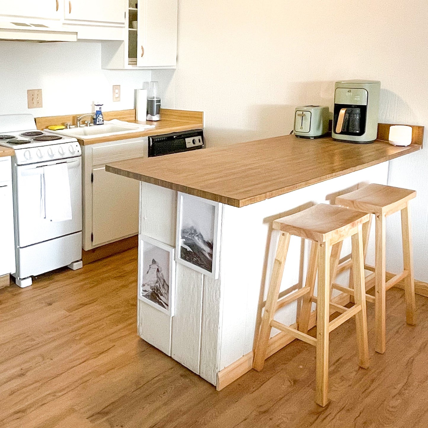 PJ Wood Classic Saddle Seat 29" Tall Kitchen Counter Stools, Natural (3 Pack)