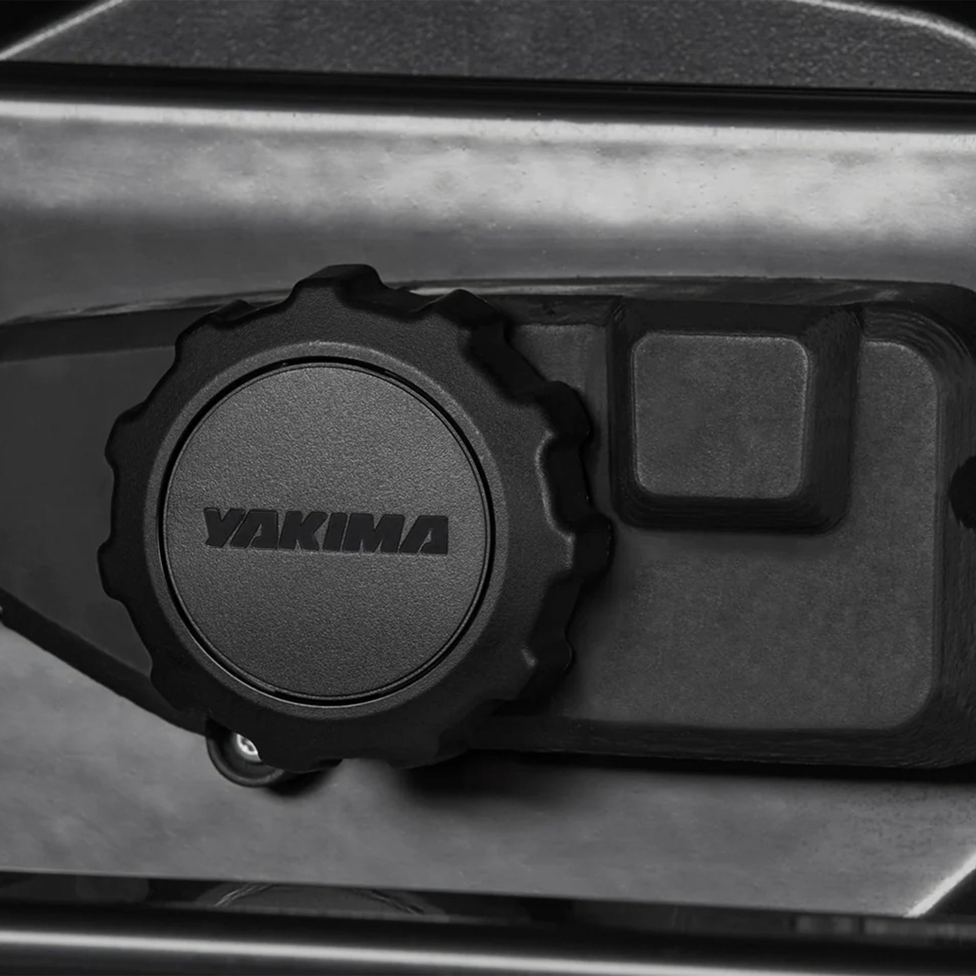 Yakima CBX 16 Roof Top Cargo Rugged Carrier Box, Fits StreamLine Crossbar, Black - Find Fresh Goods