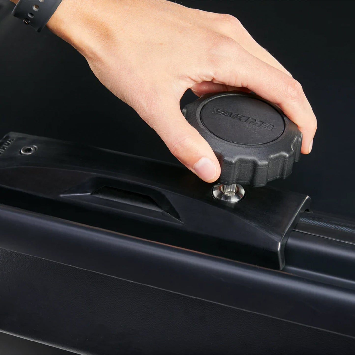 Yakima Rooftop Cargo Box Low Profile Hard Roof Storage Carrier GrandTour Lo - Find Fresh Goods