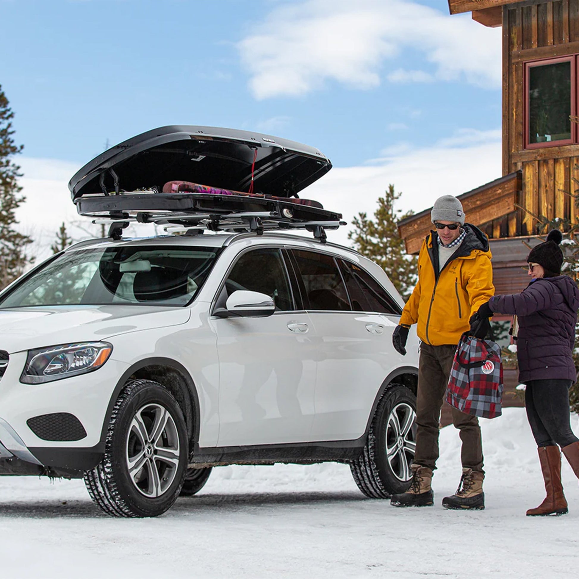 Yakima Rooftop Cargo Box Low Profile Hard Roof Storage Carrier GrandTour Lo - Find Fresh Goods
