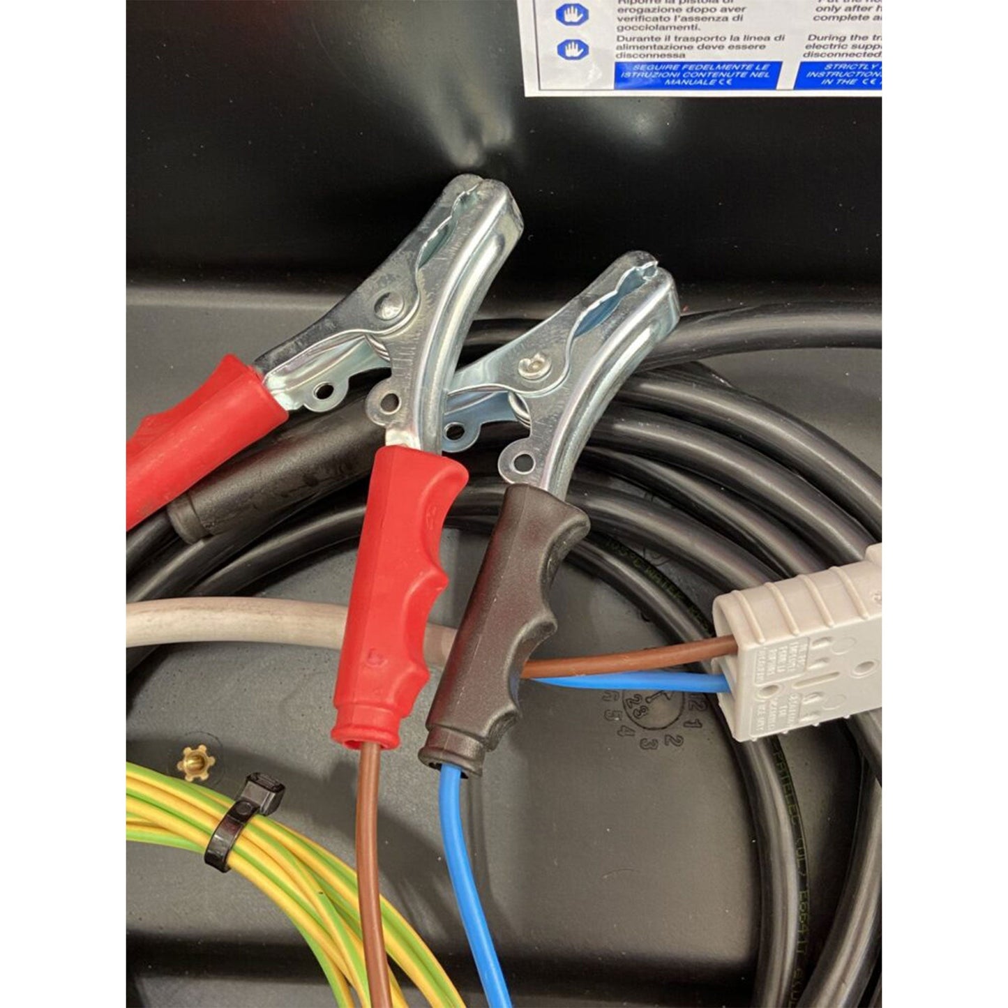 AM-TANK 116 Gallon Gasoline & Diesel Fuel Tank with 12 Volt Pump & Covering Lid - Find Fresh Goods