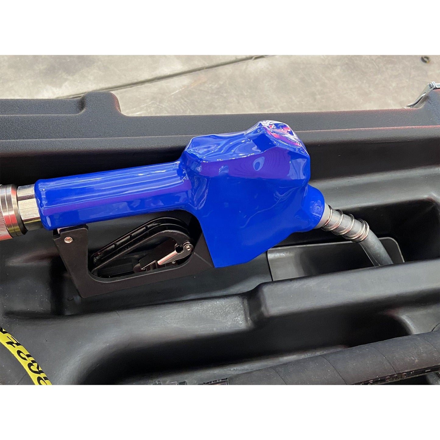 AM-TANK 116 Gallon Gasoline & Diesel Fuel Tank with 12 Volt Pump & Covering Lid - Find Fresh Goods