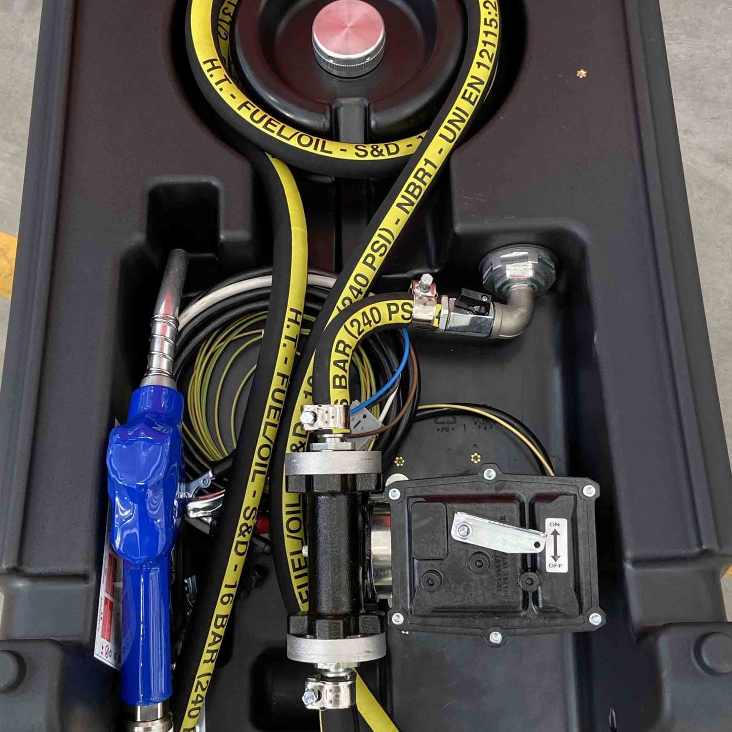 AM-TANK 58 Gallon Gasoline & Diesel Fuel Tank with 12 Volt Pump and Covering Lid - Find Fresh Goods