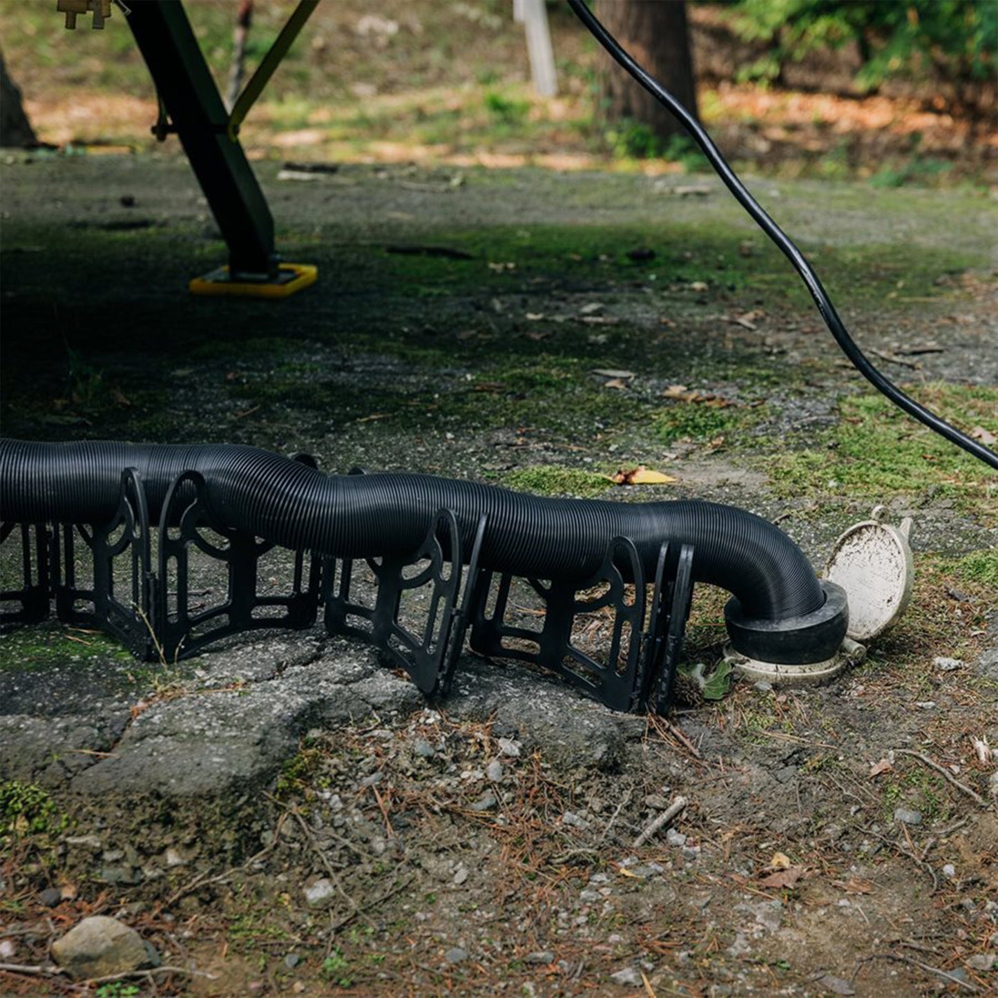 Camco 39312 4 x 3 Inch RV Sewer Hose Rubber Donut Seal for Sewer Inlets, Black