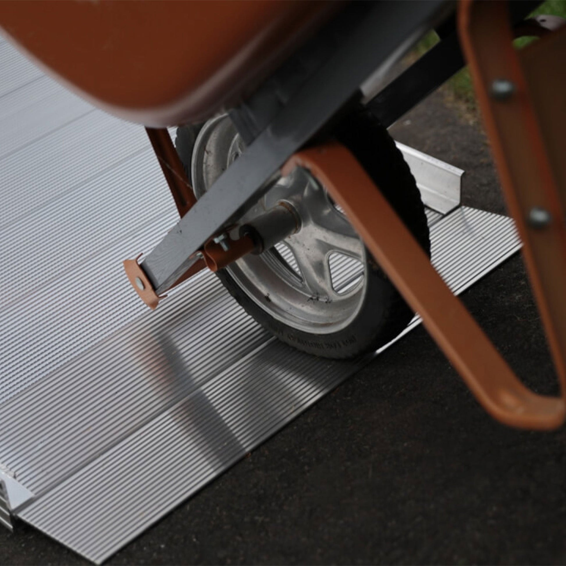 EZ-ACCESS TRAVERSE 4 Foot Walk Ramp w/Textured Surface & Hook/Strap Attachment - Find Fresh Goods