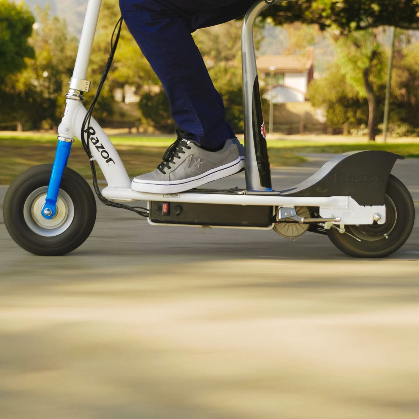 Razor E300S Seated Electric Scooter for Kids, Pneumatic Tires, Seat, White/Blue