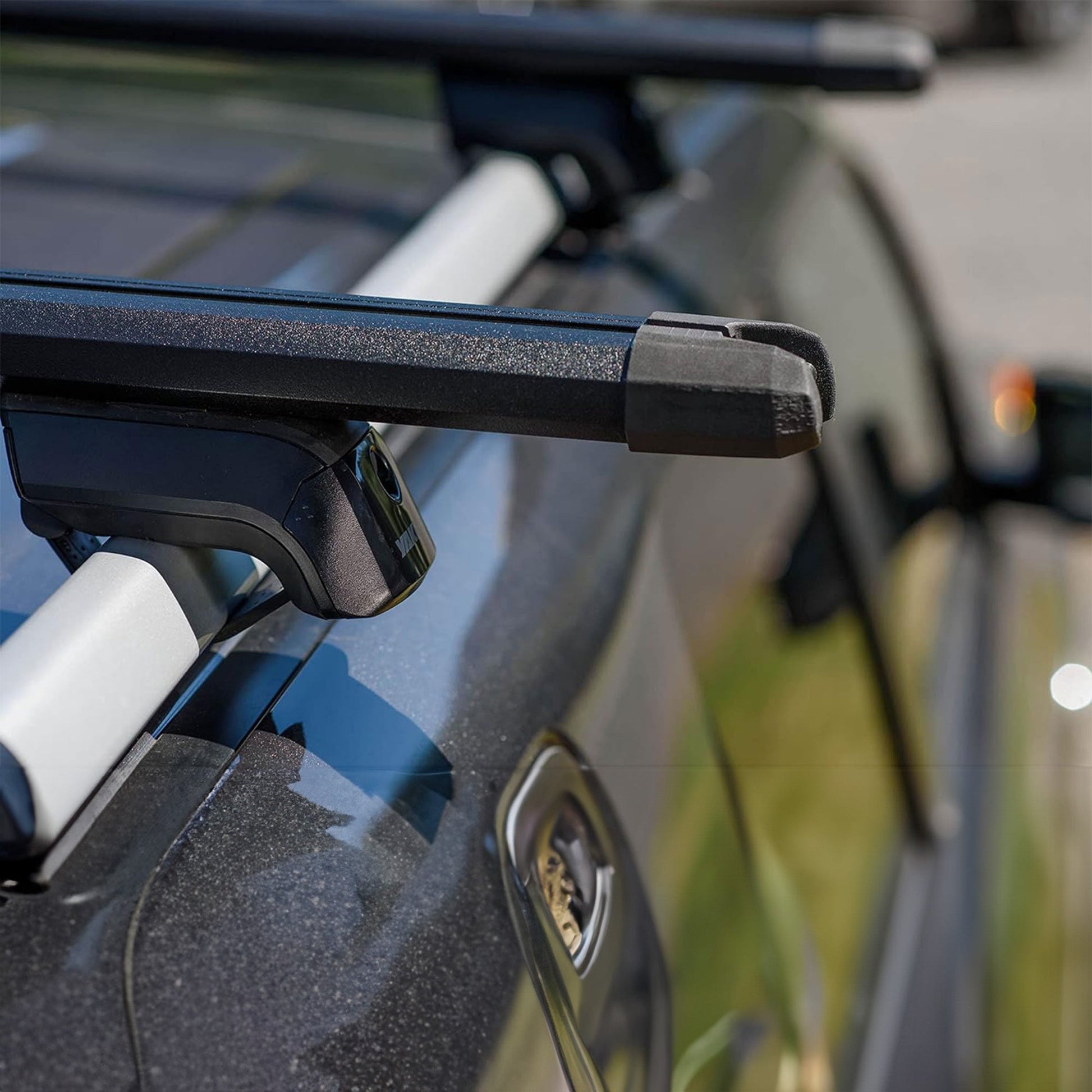 Yakima 78 Inch Aluminum HD Crossbar, Works w/StreamLine Towers, Black (Set of 2) - Find Fresh Goods