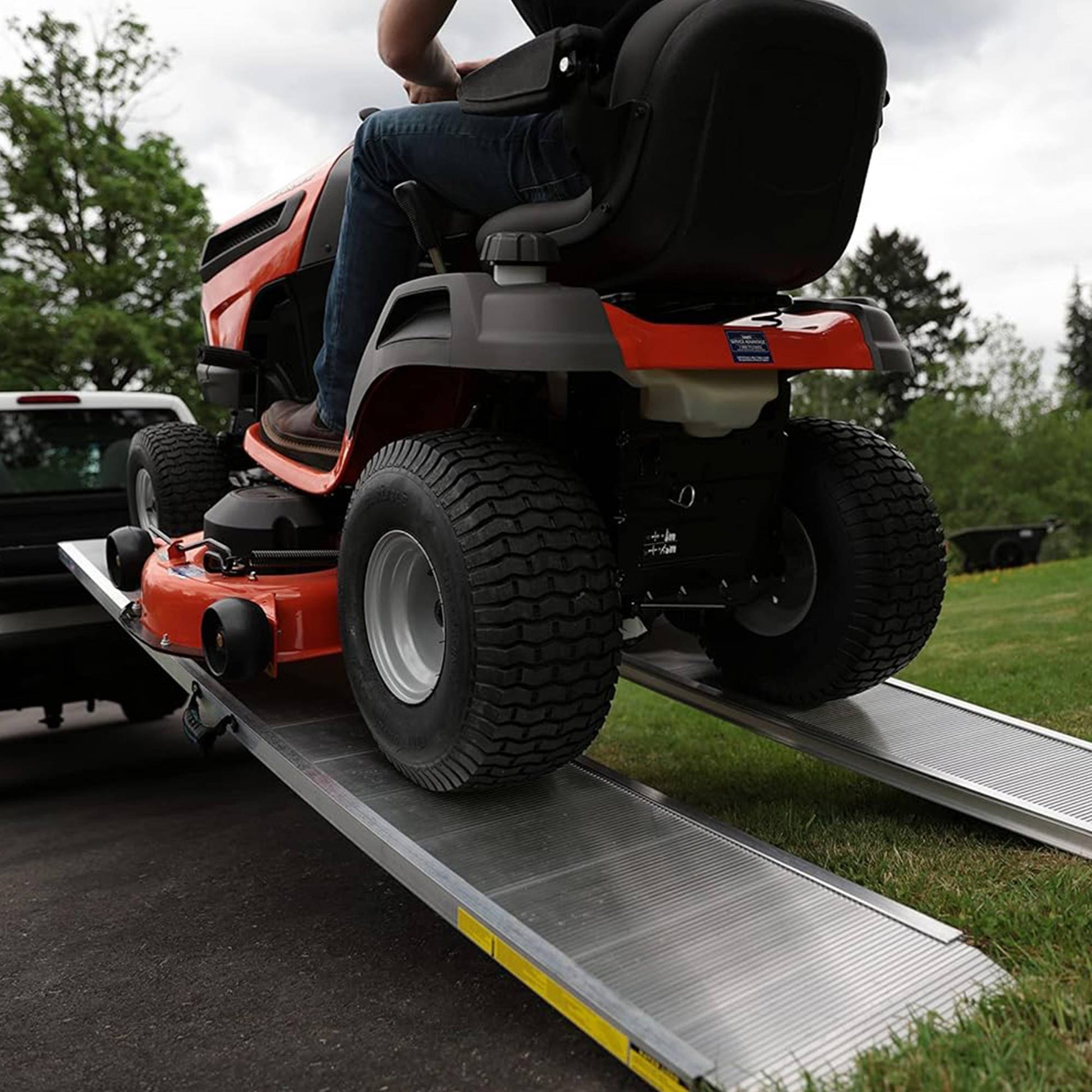 EZ-ACCESS TRAVERSE 2 Foot Singlefold Edgeless Portable Loading Ramp, Silver - Find Fresh Goods