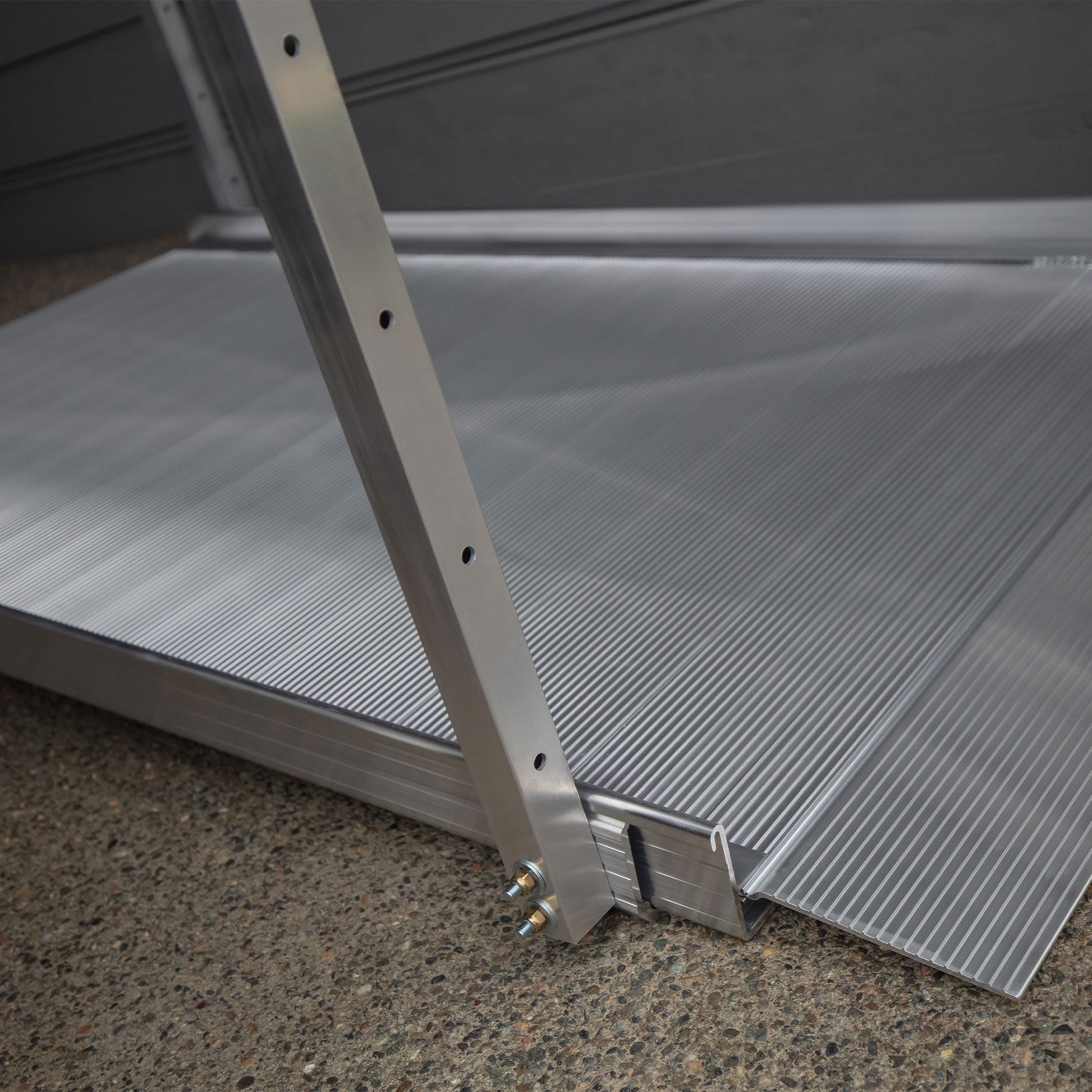 EZ-ACCESS GATEWAY 3G 3 Foot Solid Surface Aluminum Portable Wheelchair Ramp - Find Fresh Goods