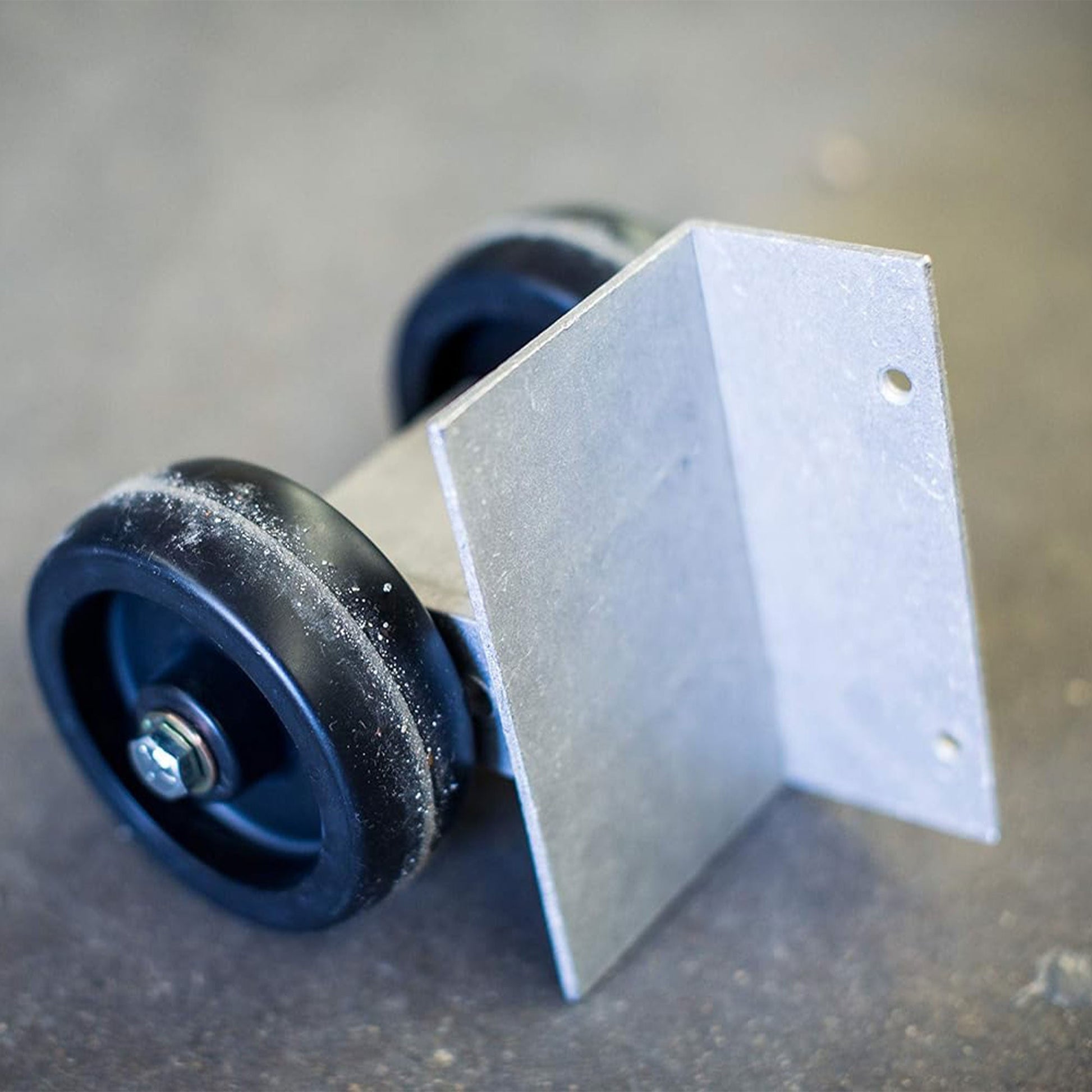 EZ-ACCESS TRAVERSE Aluminum Walk Ramp Wheel Kit with Reinforced Hook, Silver - Find Fresh Goods