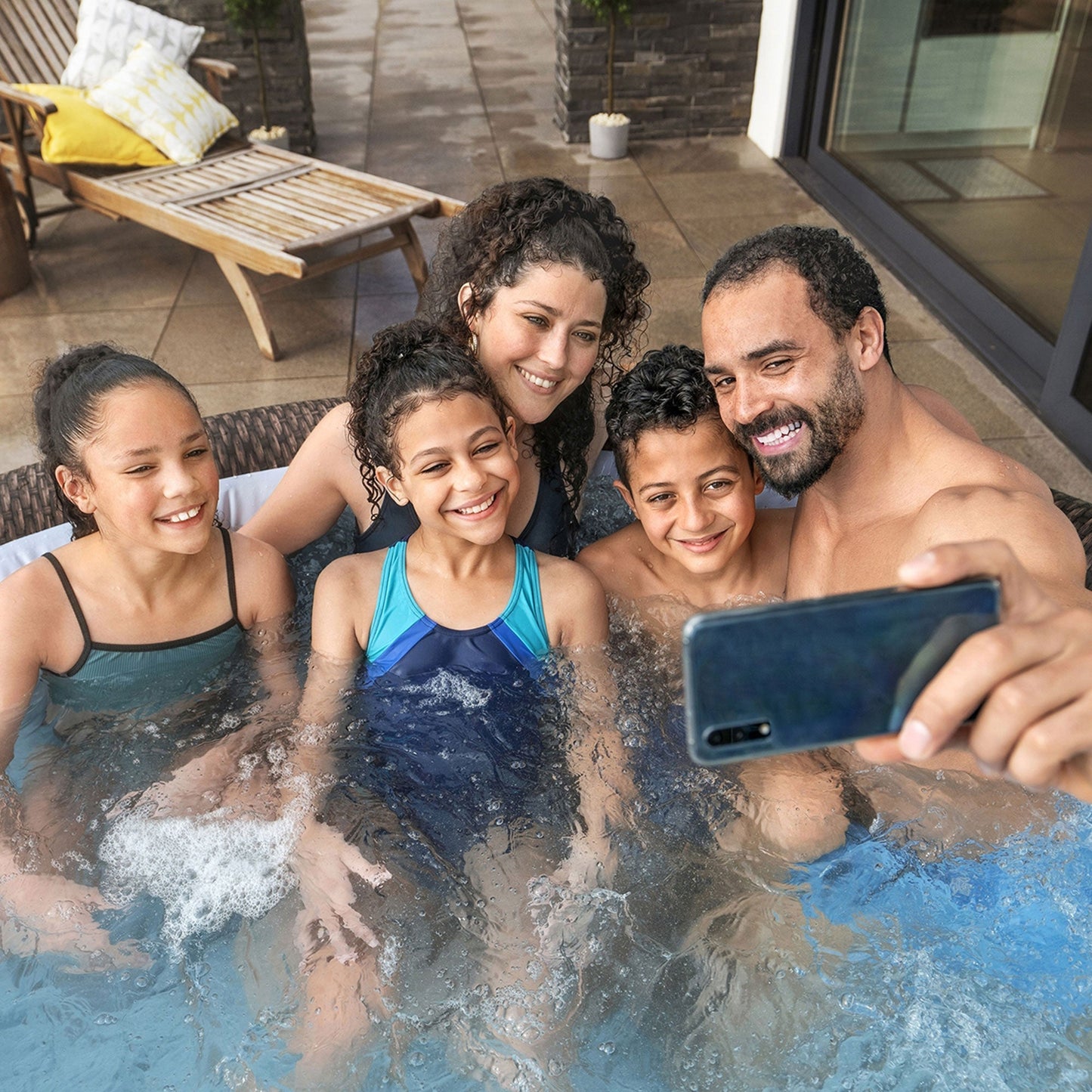 Bestway Coleman St Moritz AirJet Inflatable Hot Tub with 2 Pack SaluSpa Spa Seat