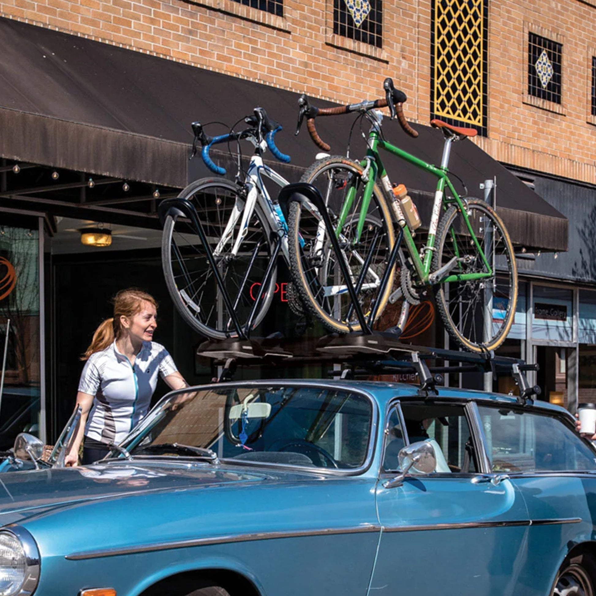 Yakima HighRoad Rooftop Upright Bike Mount with TorqueRight Knob and Tray, Black - Find Fresh Goods