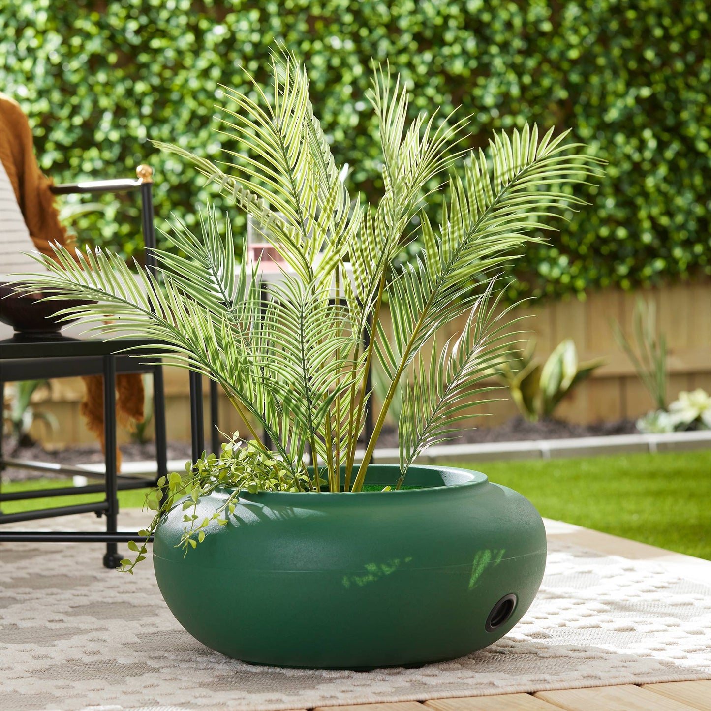 The HC Companies 21 Inch Garden Hose Holder Pot for 75 to 100 Ft Hoses (2 Pack)