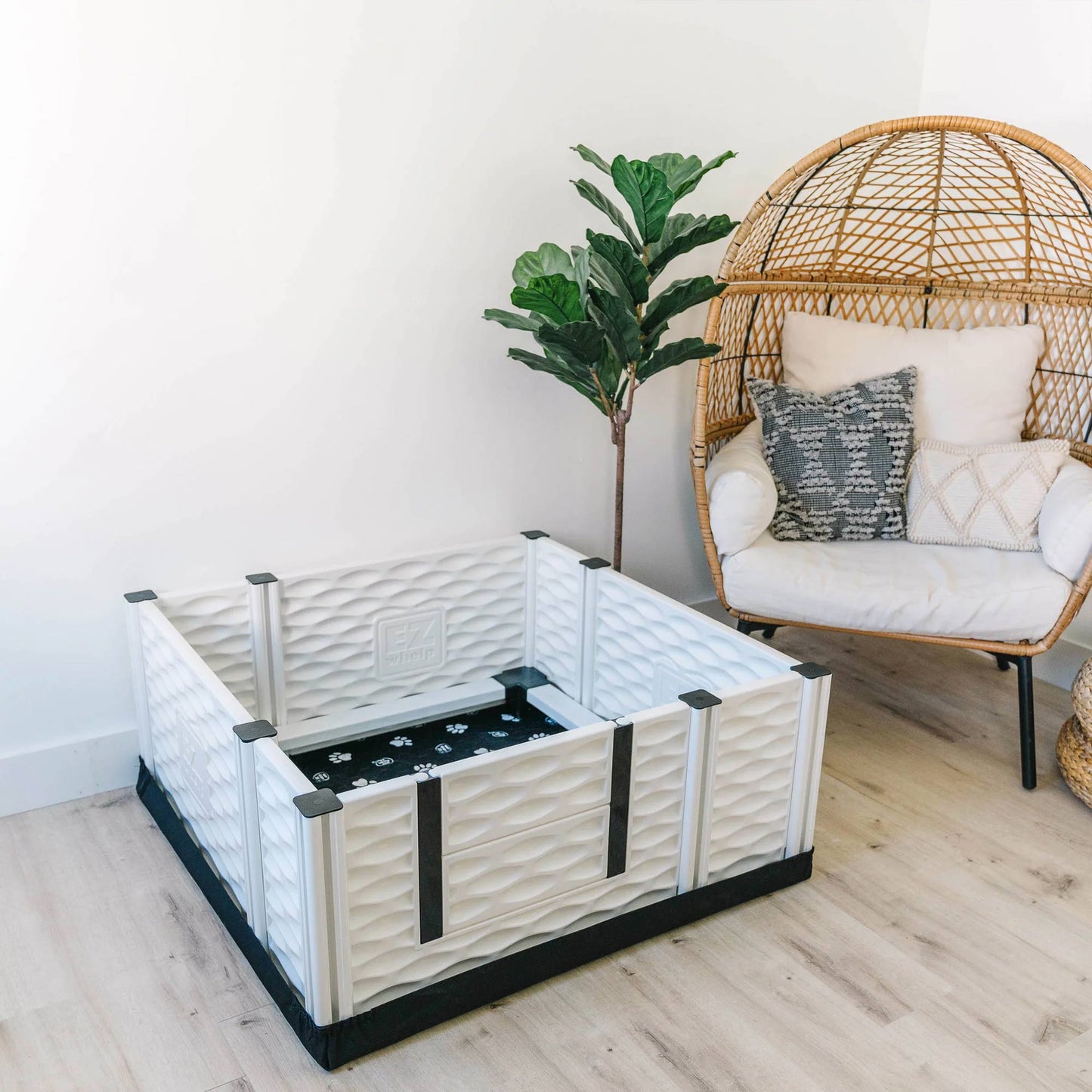 EZwhelp EZclassic 38" x 38" Puppy Dog Whelping Box Playpen with Rails & Liner