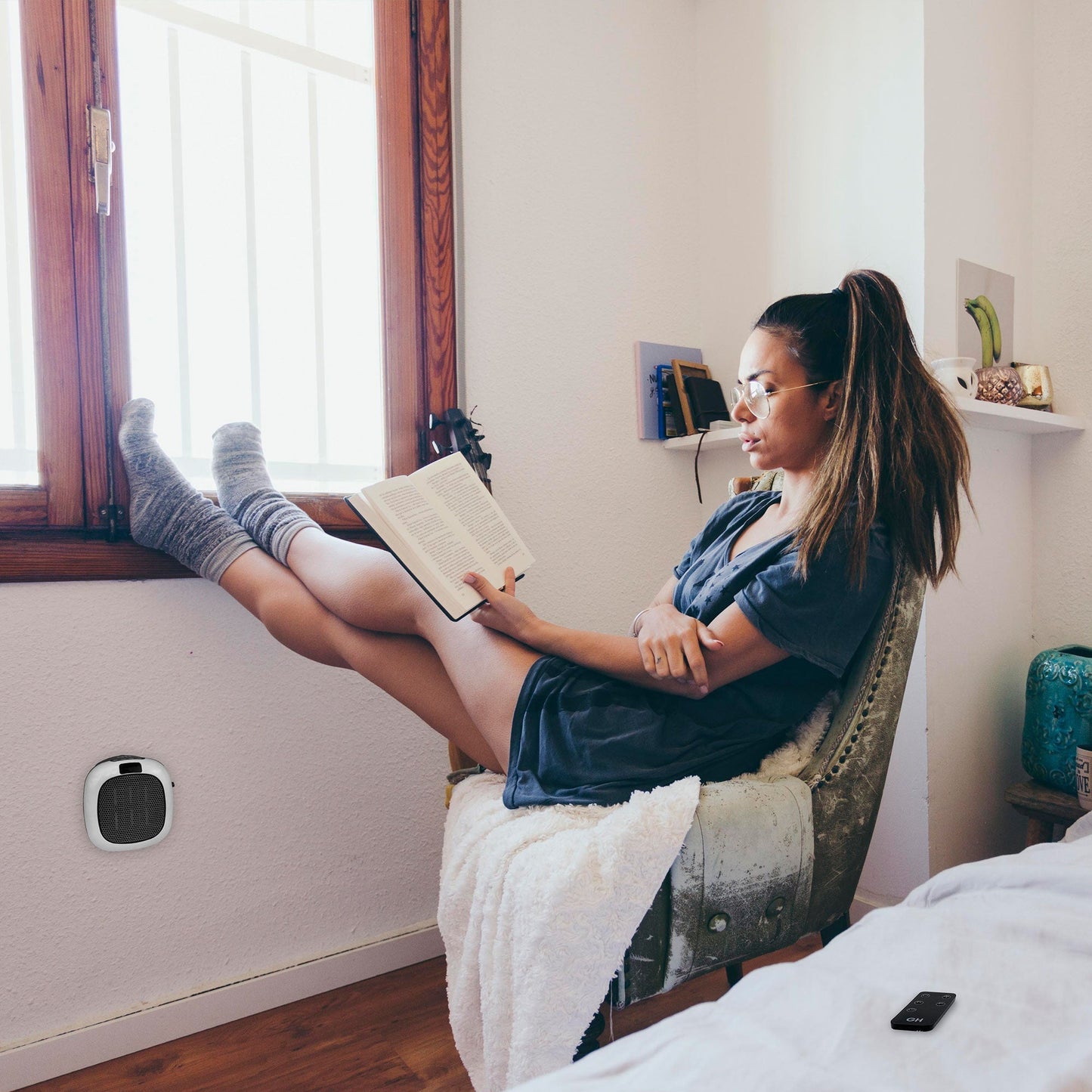 Good Housekeeping Wall-Mount Indoor Mini Space Heater w/ Thermostat, 750W, White