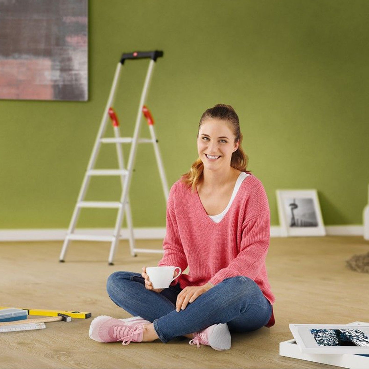 Hailo Folding Step Ladder, Non-Slip, 8 Steps for Home & Kitchen, L60, Silver/Red