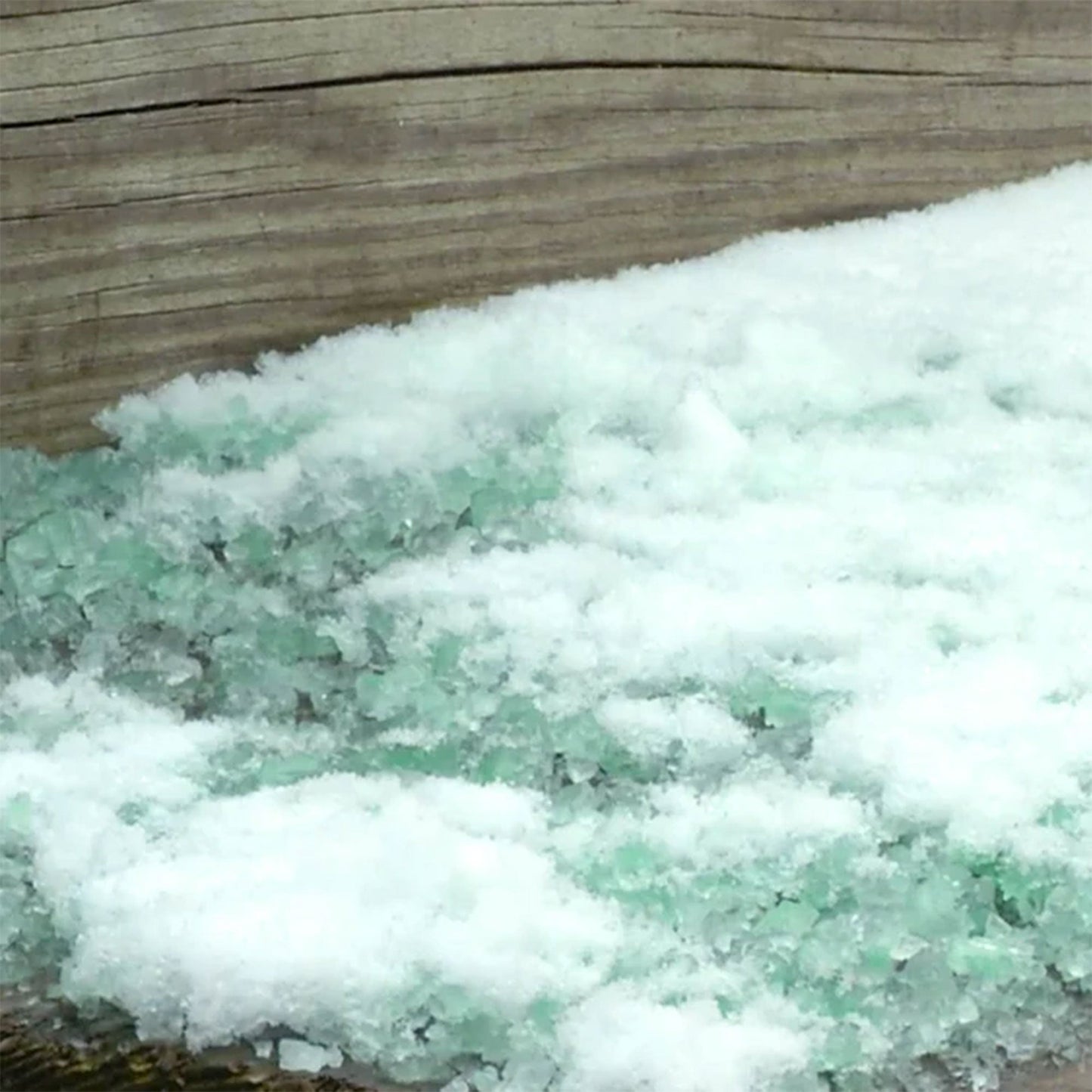 Snow Joe Pet-Safer Ice Melt Blend, Safe for Concrete/Sidewalks, 20 lb, MELT20PET