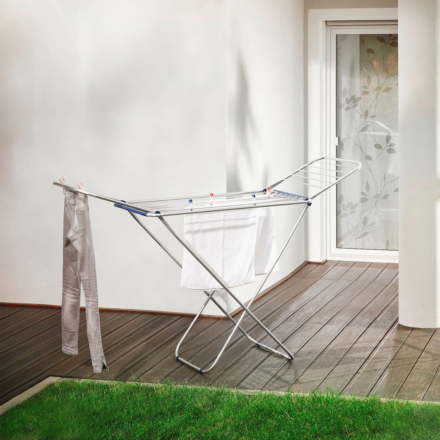 Leifheit Siena 180 Classic Lightweight Foldable Clothes Drying Rack, Silver
