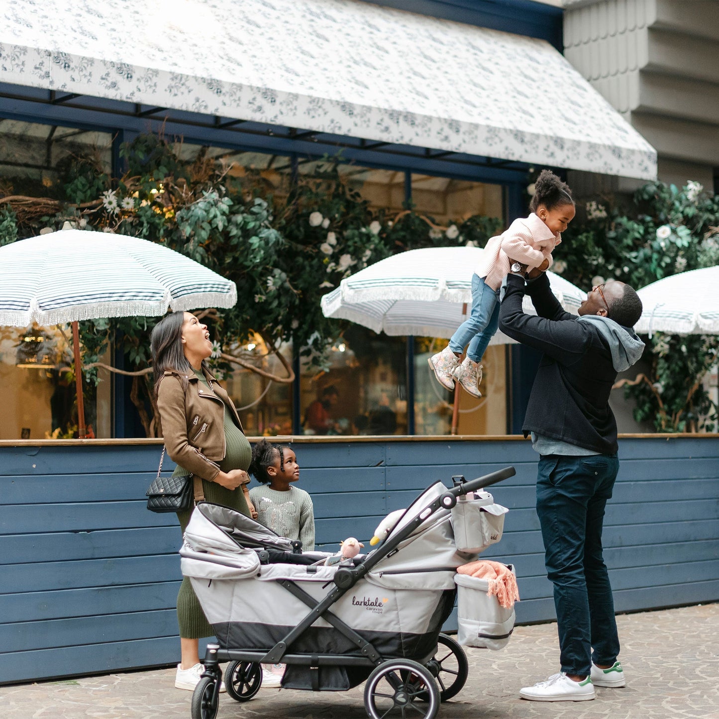 Larktale Caravan Coupe Quad Compact Stroller Reclining 4-Seat Wagon, Gray/Black