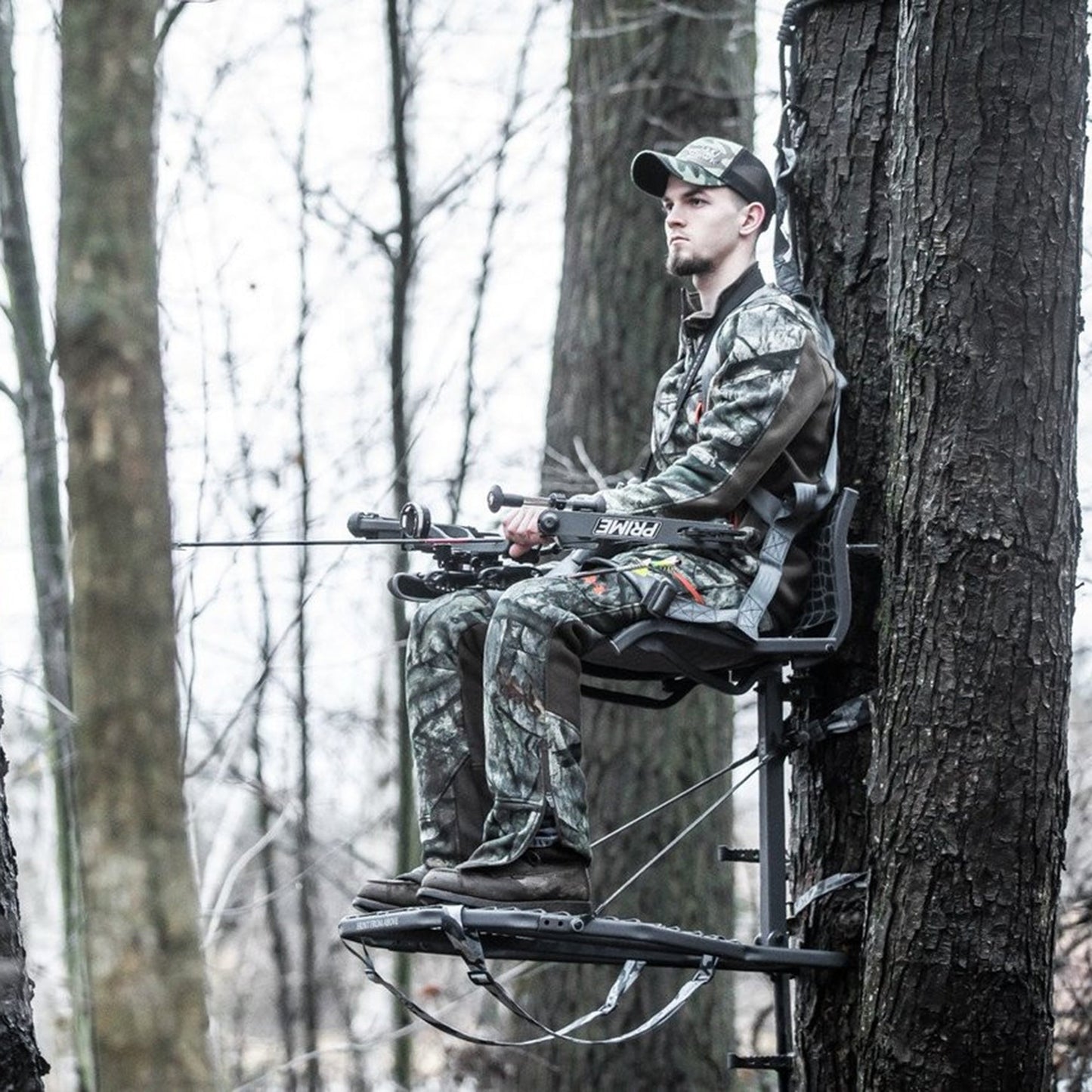 Hawk CRUZR Hang On Stand, Lumbar Seat Hunting Gear with Welded Platform, 34x24"