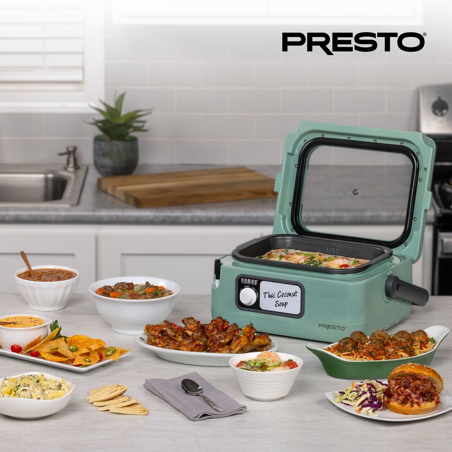 Presto 06016 6 Quart Nomad Portable Electric Slow Cooker with Locking Lid, Green