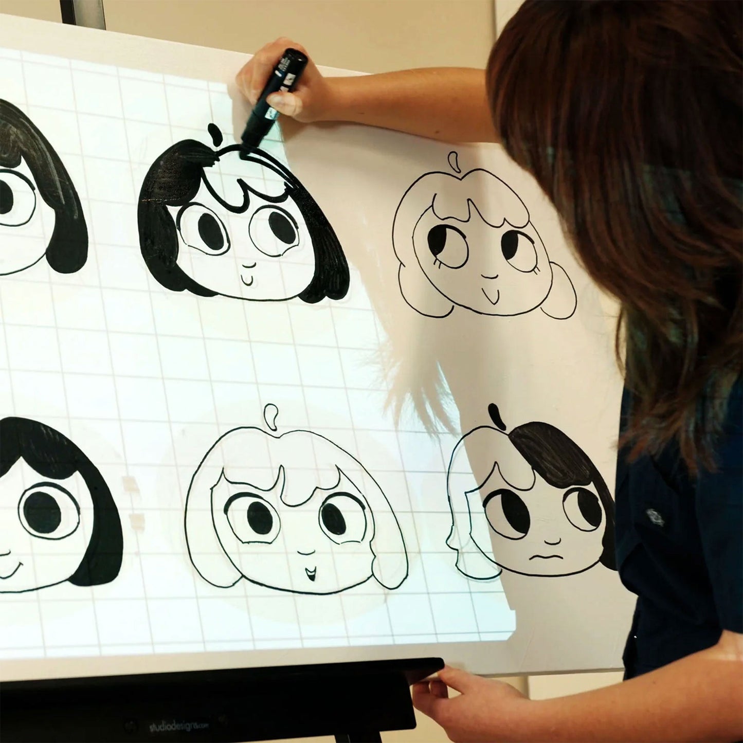 Artograph Smart LED Art Projector, Auto Focus Grids & Remote, Inspire 1500, Grey