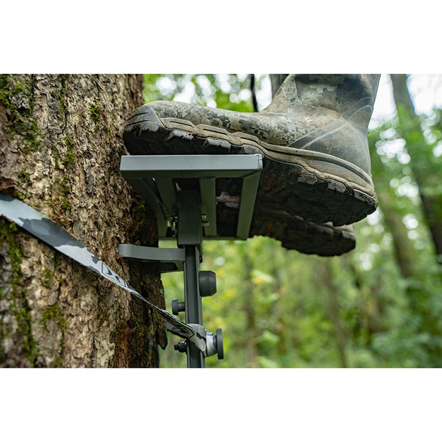 Hawk Helium Hammock Small Platform, Lightweight Tree Stand Hunting Gear, 10x6"