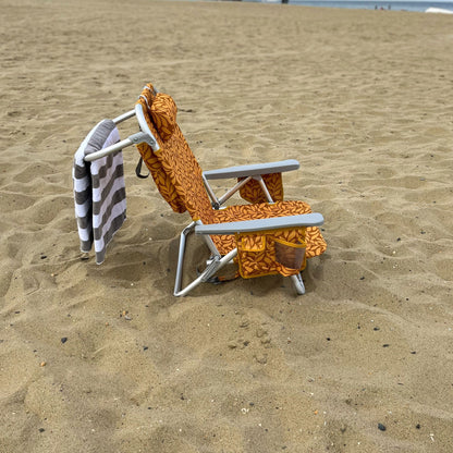 Bliss Hammocks Folding Beach Chair Recliner with Detachable Cooler, Amber Leaf