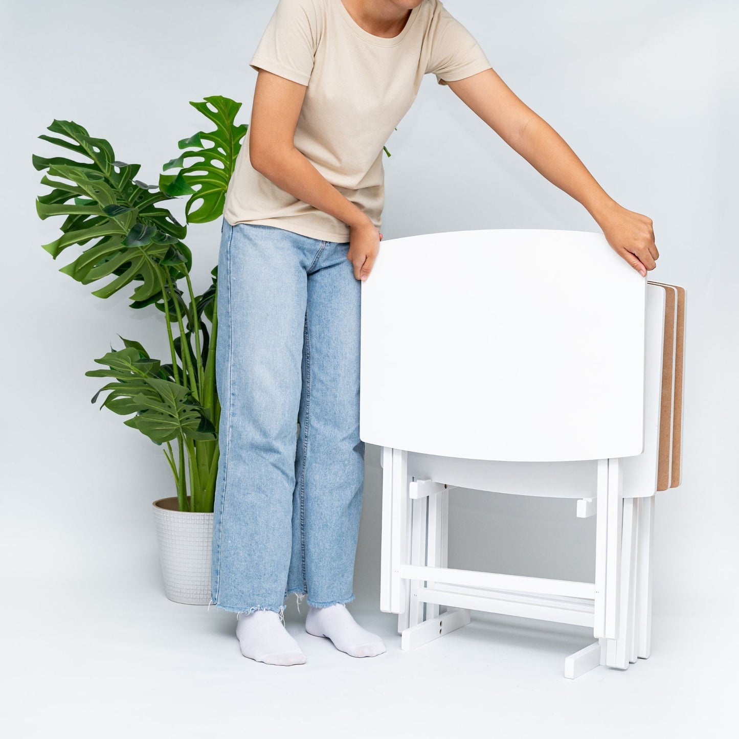 PJ Wood 5 Pack XL Oversize Tray Table Set for Living Room or Kitchen, White