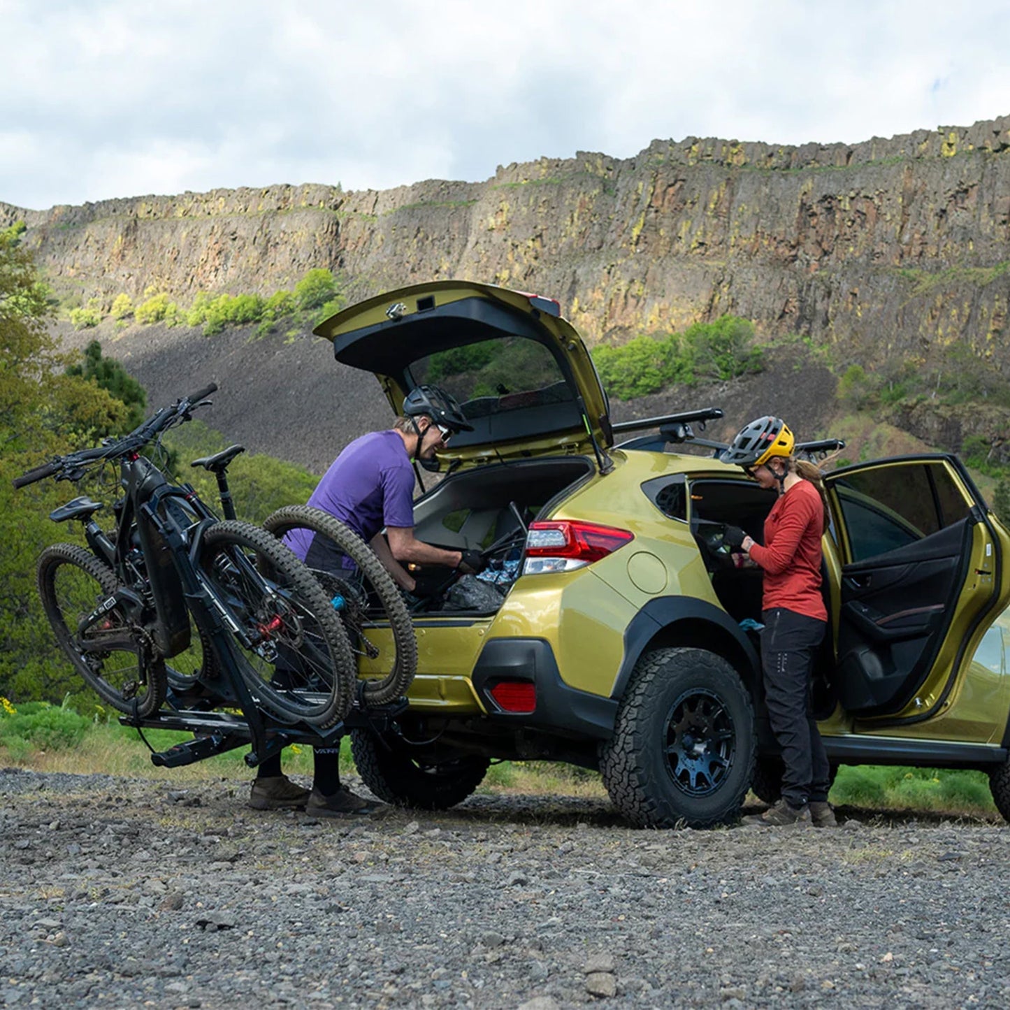 Yakima StageTwo 2" Premium Platform 2 Bike Tray Hitch Bike Rack, Anthracite - Find Fresh Goods