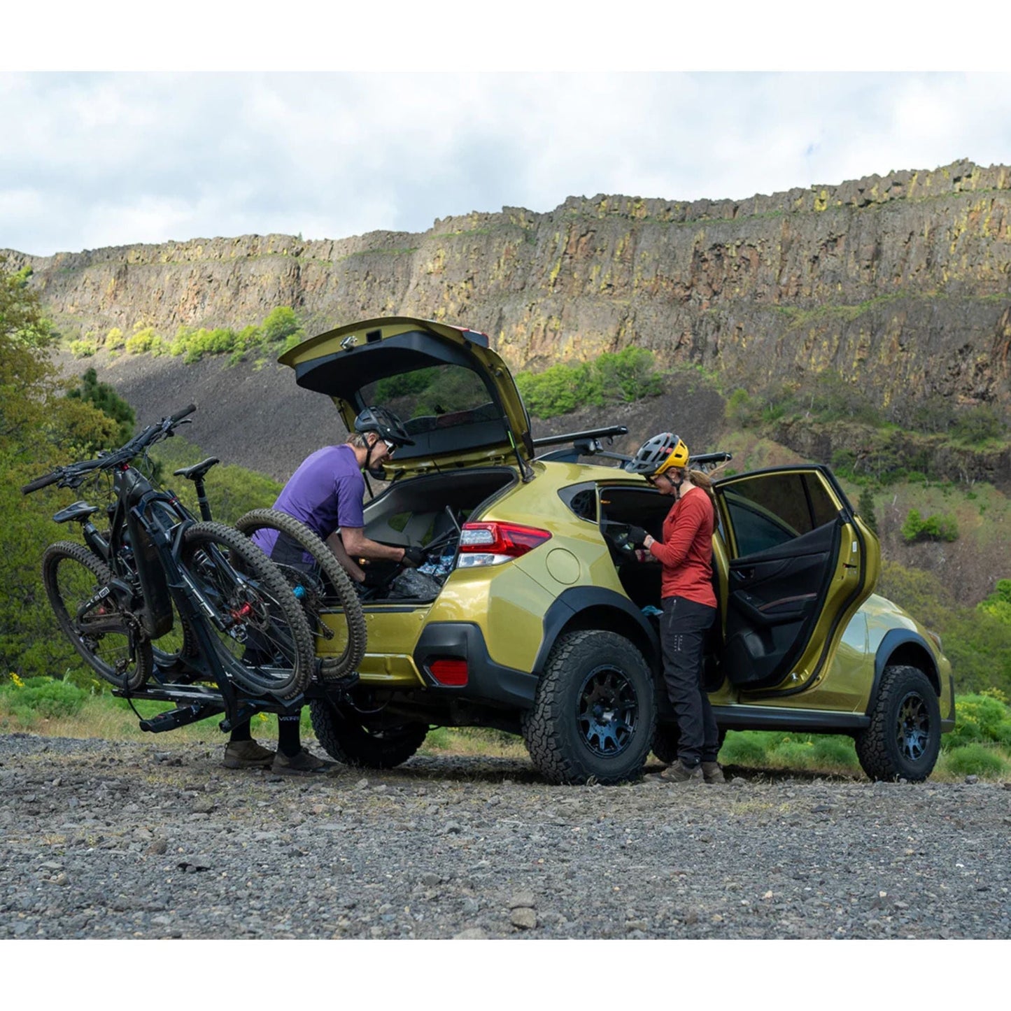 Yakima StageTwo 1.25" Premium Platform 2 Bike Tray Hitch Bike Rack, Anthracite - Find Fresh Goods