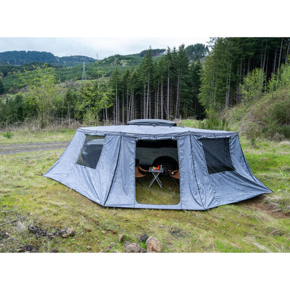 Yakima OverNOut 270 XL RH Full Wall Kit Awning Accessory with Door Panel, Gray