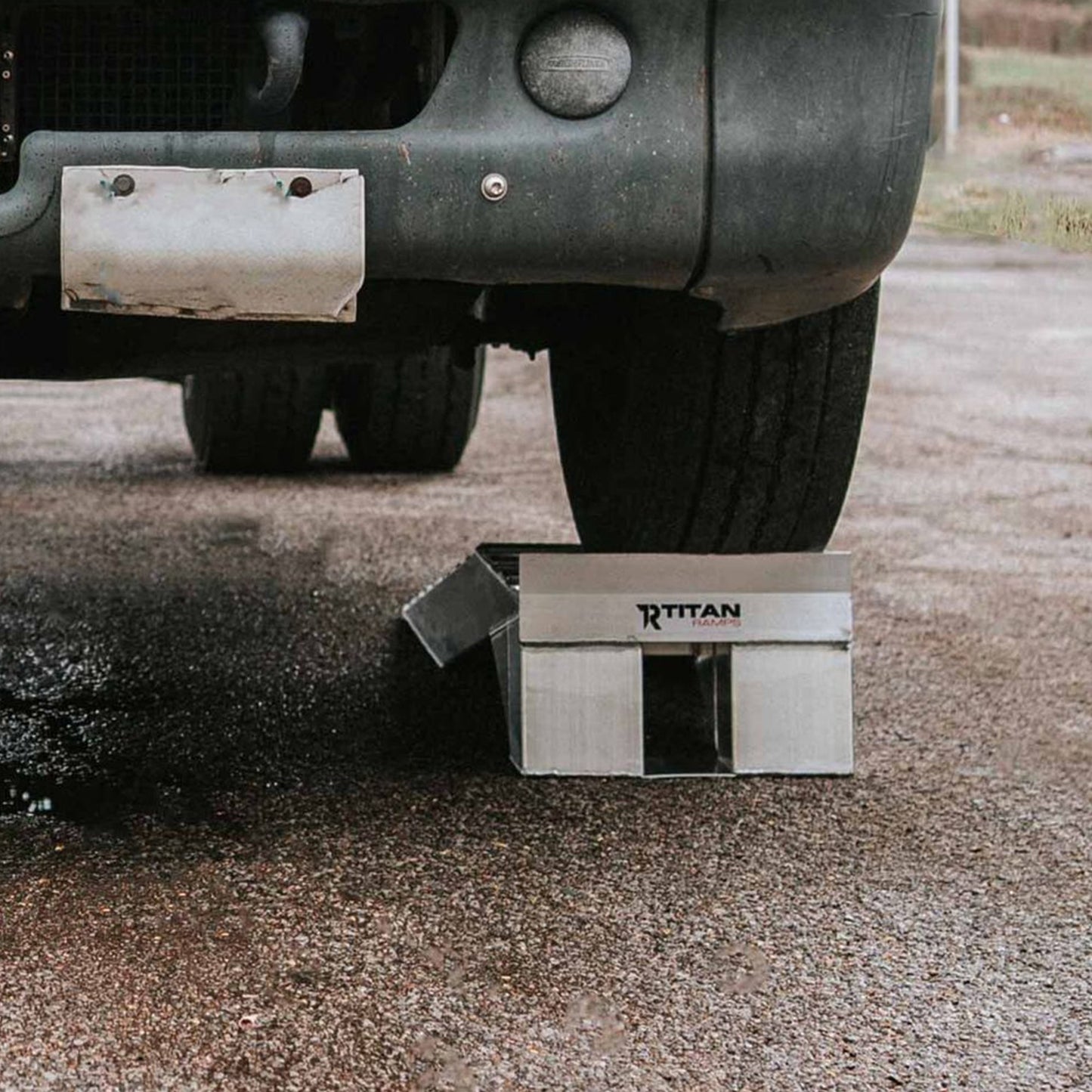 Titan Ramps Aluminum Semi Truck Riser Ramps with 20,000 Pound Capacity, Silver - Find Fresh Goods