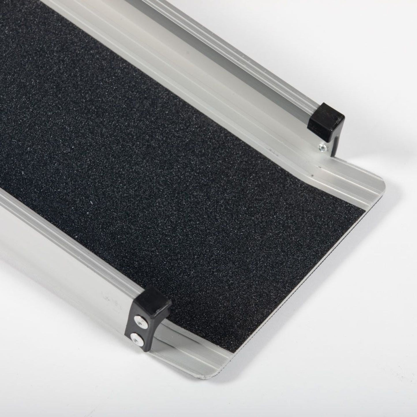 Titan Ramps 4' to 7' Telescoping Aluminum Wheelchair Ramp with 600 lb. Capacity - Find Fresh Goods