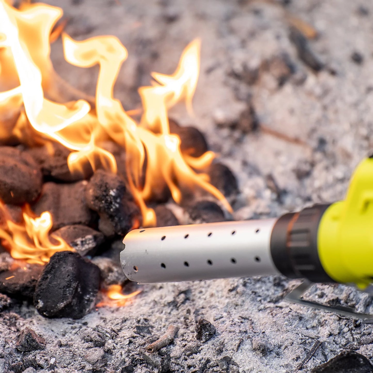 Sun Joe 24V Cordless Electric Fire Starter for Charcoal BBQ Grills, 24V-BBQ-LTE