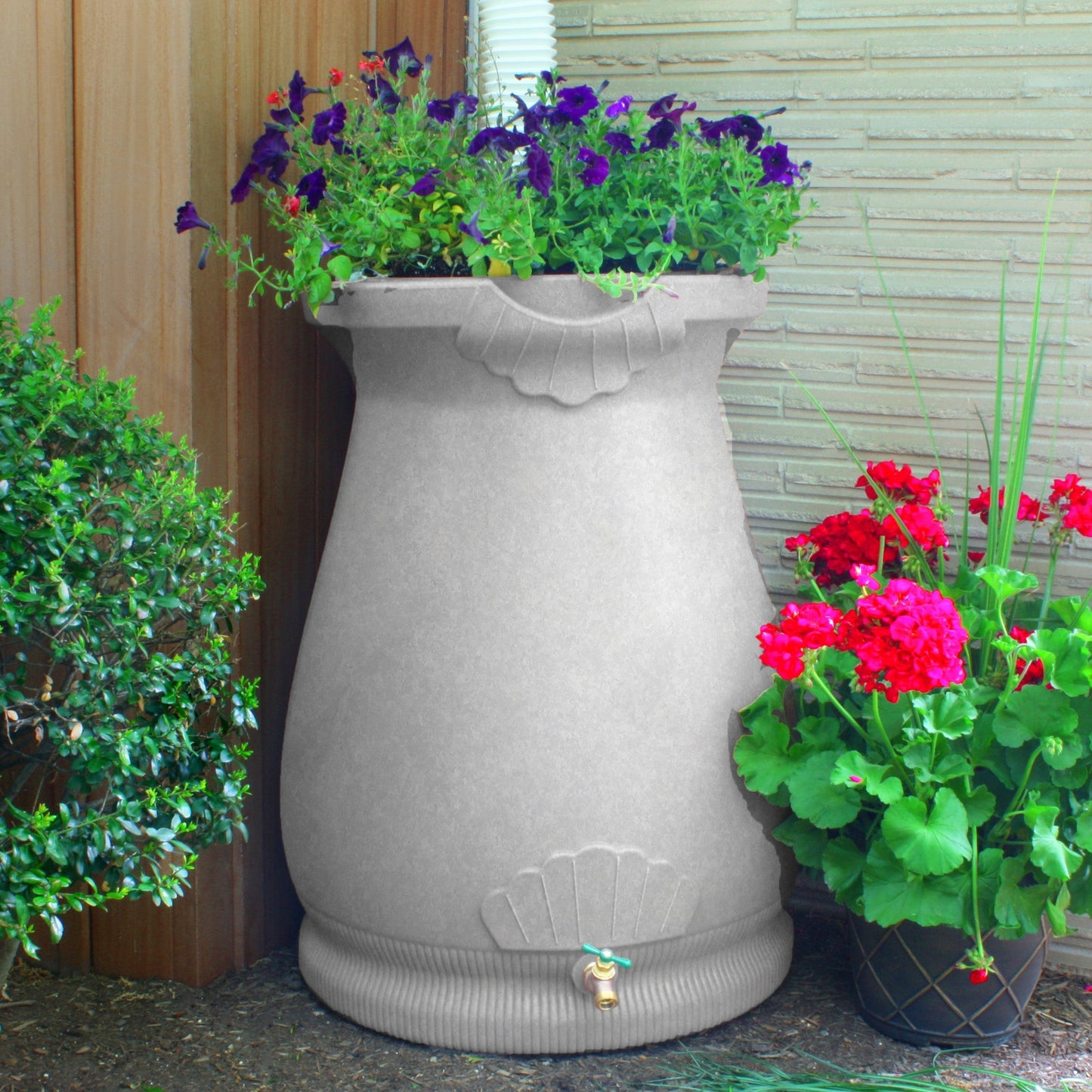 Good Ideas Rain Wizard Plastic Resin Urn, 65 Gallon Rain Barrel, Light Granite