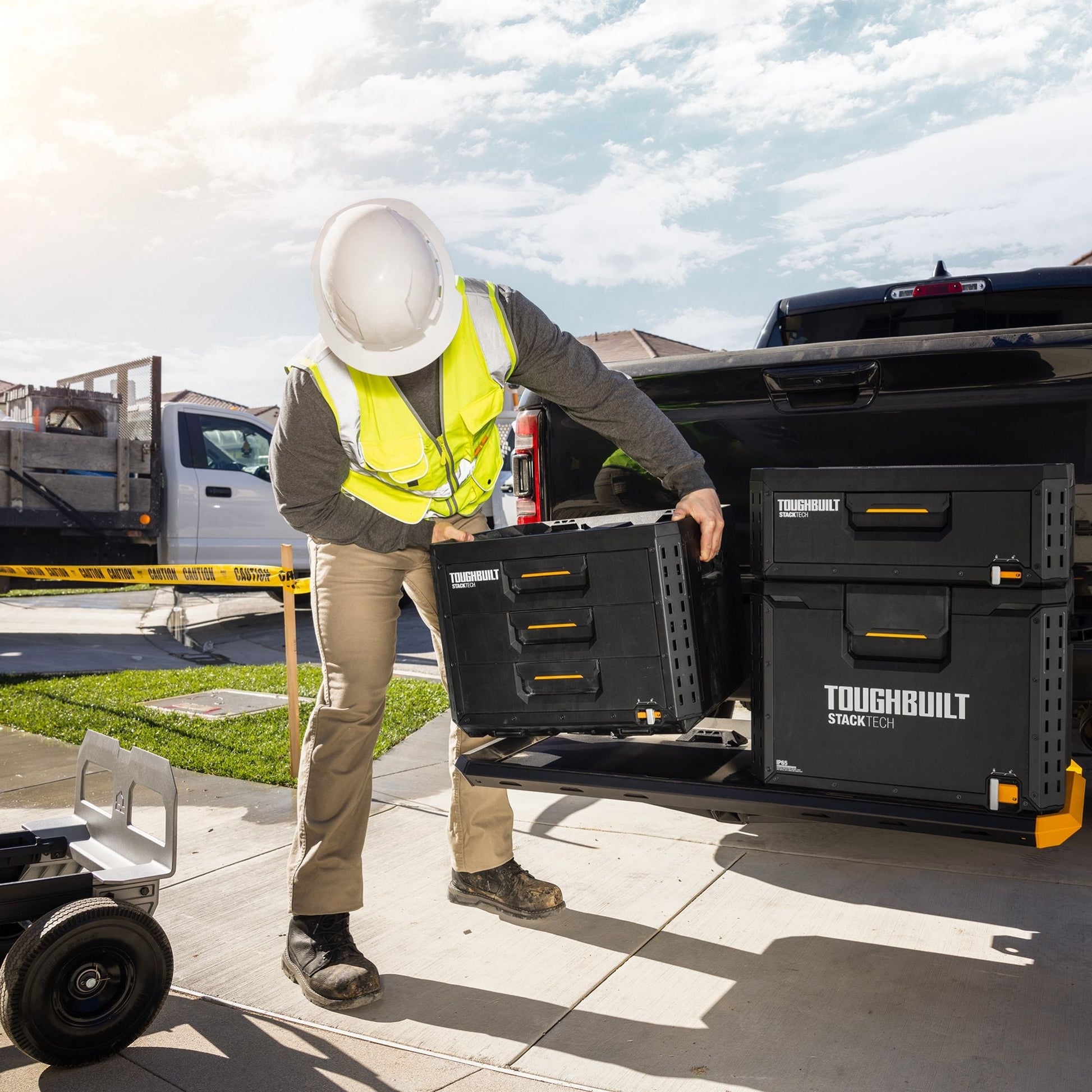 ToughBuilt StackTech Hitch Cargo Carrier, Locking Truck Mount for Hitch Receiver - Find Fresh Goods