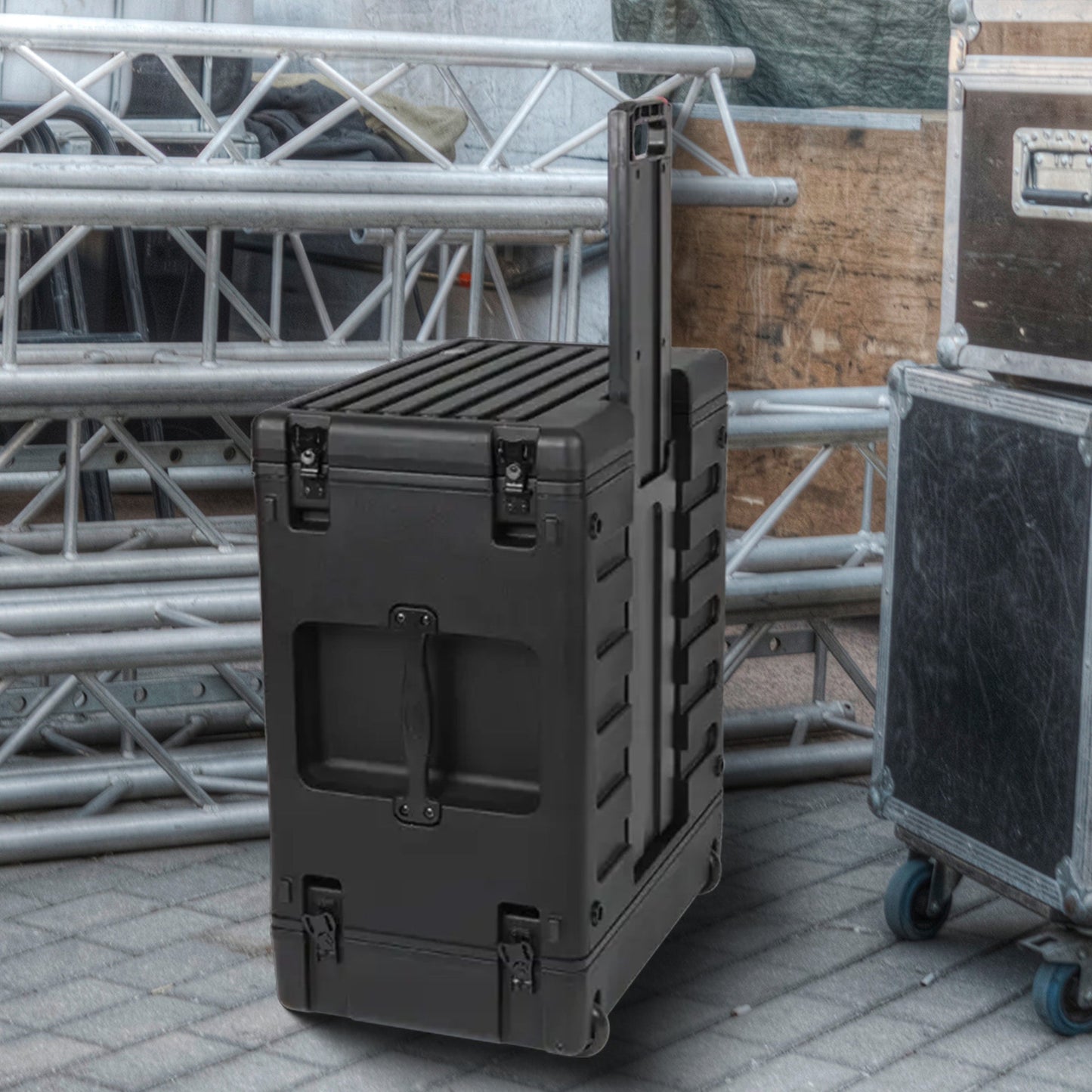 SKB 6U rSeries Rolling Rack with Integrated Back Wheels and 1-Touch Pull Handle